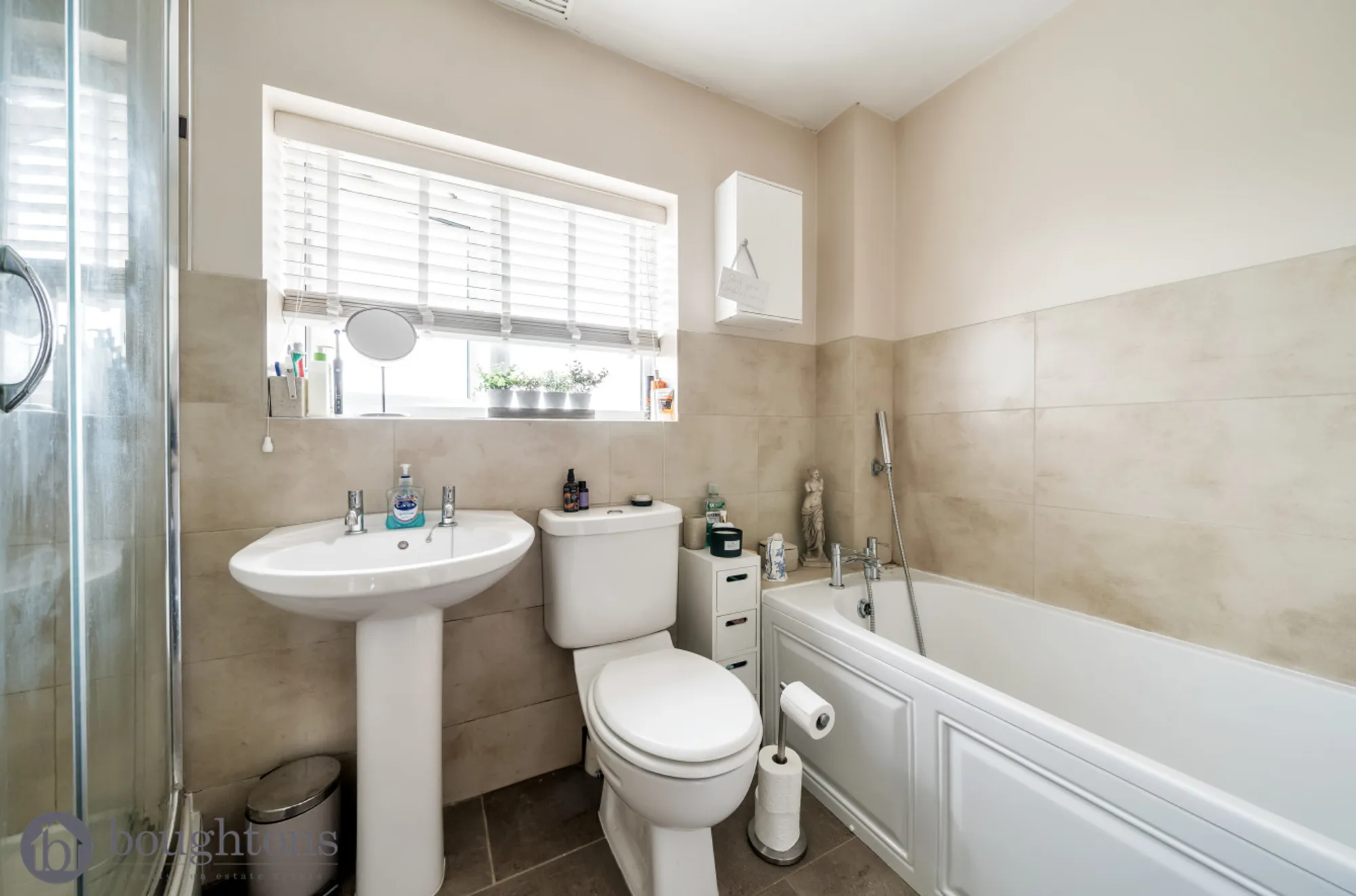 6 bed detached house for sale in John Clare Close, Brackley  - Property Image 17
