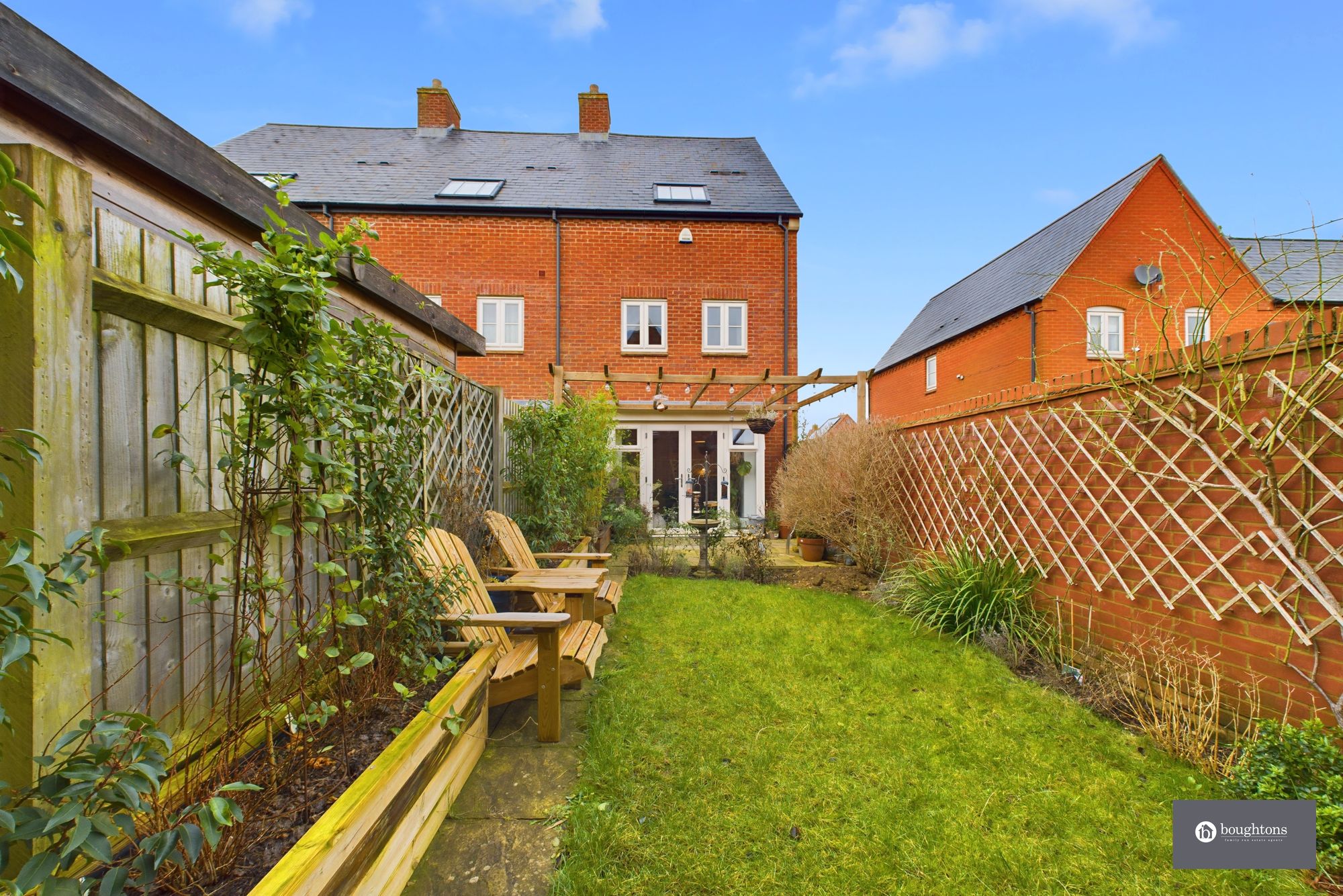 3 bed terraced house for sale in Poppyfields Way, Brackley  - Property Image 5