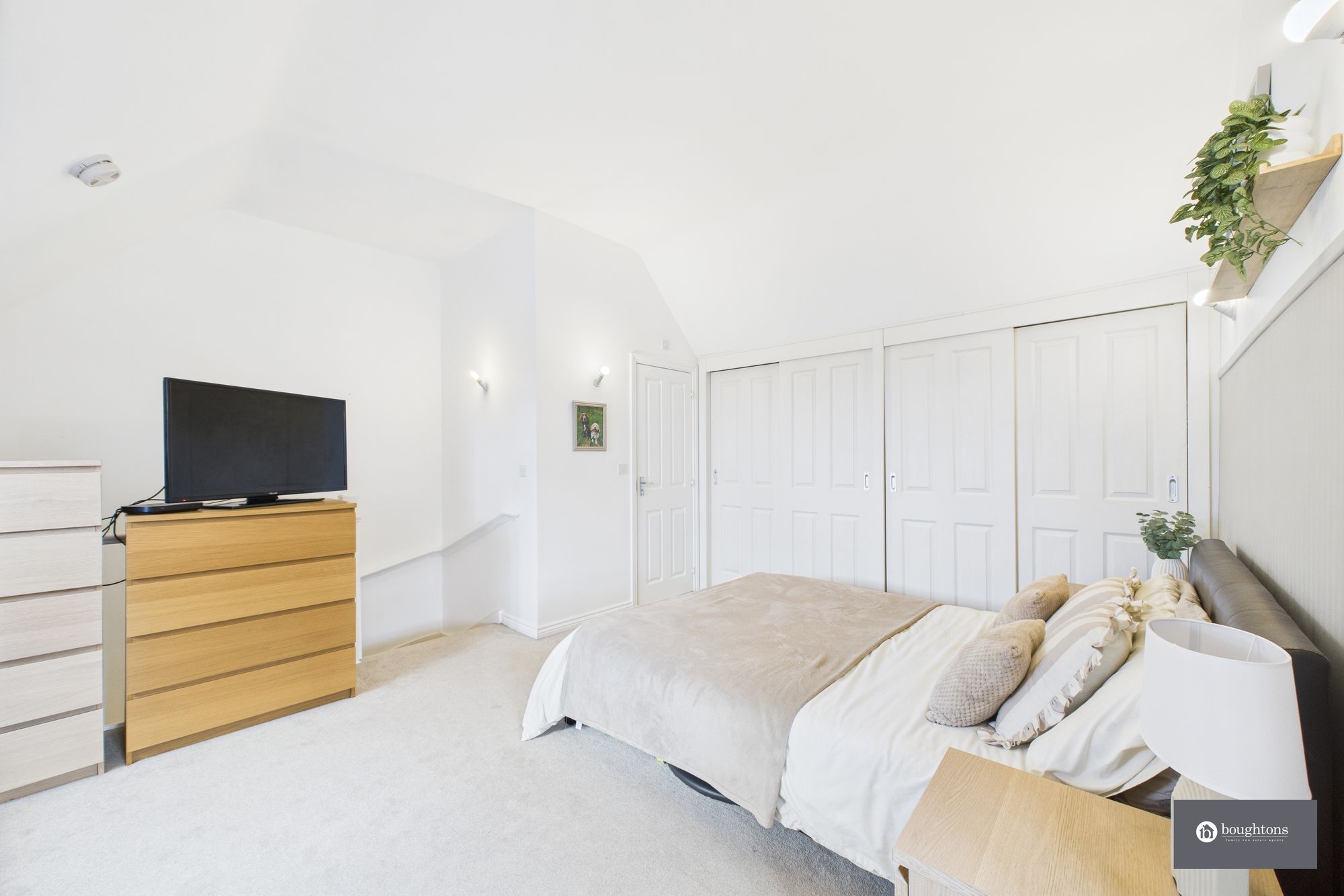 3 bed semi-detached house for sale in Jutland Drive, Brackley  - Property Image 11