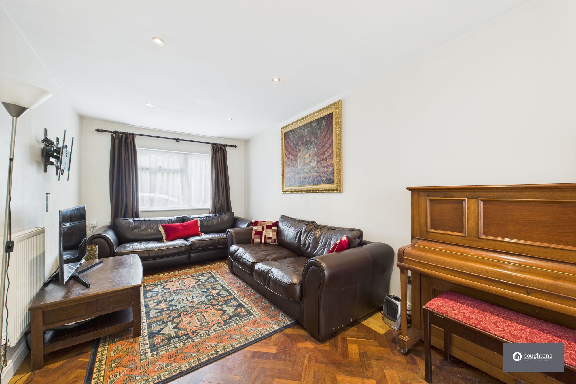 4 bed detached bungalow for sale in New Road, Brackley 1