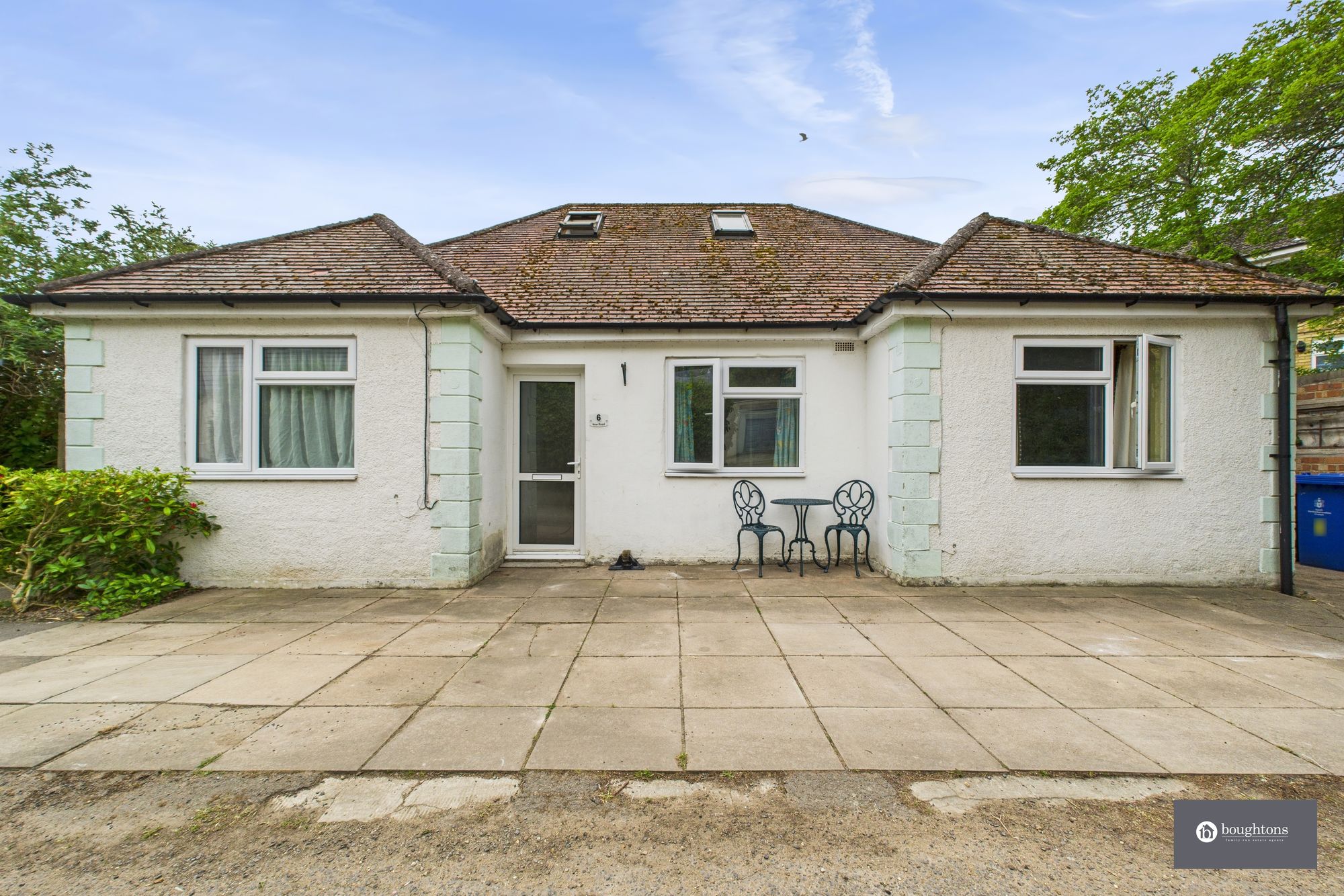 4 bed detached bungalow for sale in New Road, Brackley, NN13