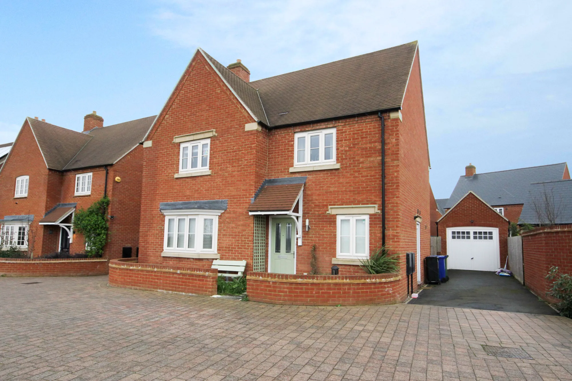 4 bed detached house for sale in Hyperion Lane, Brackley - Property Image 1