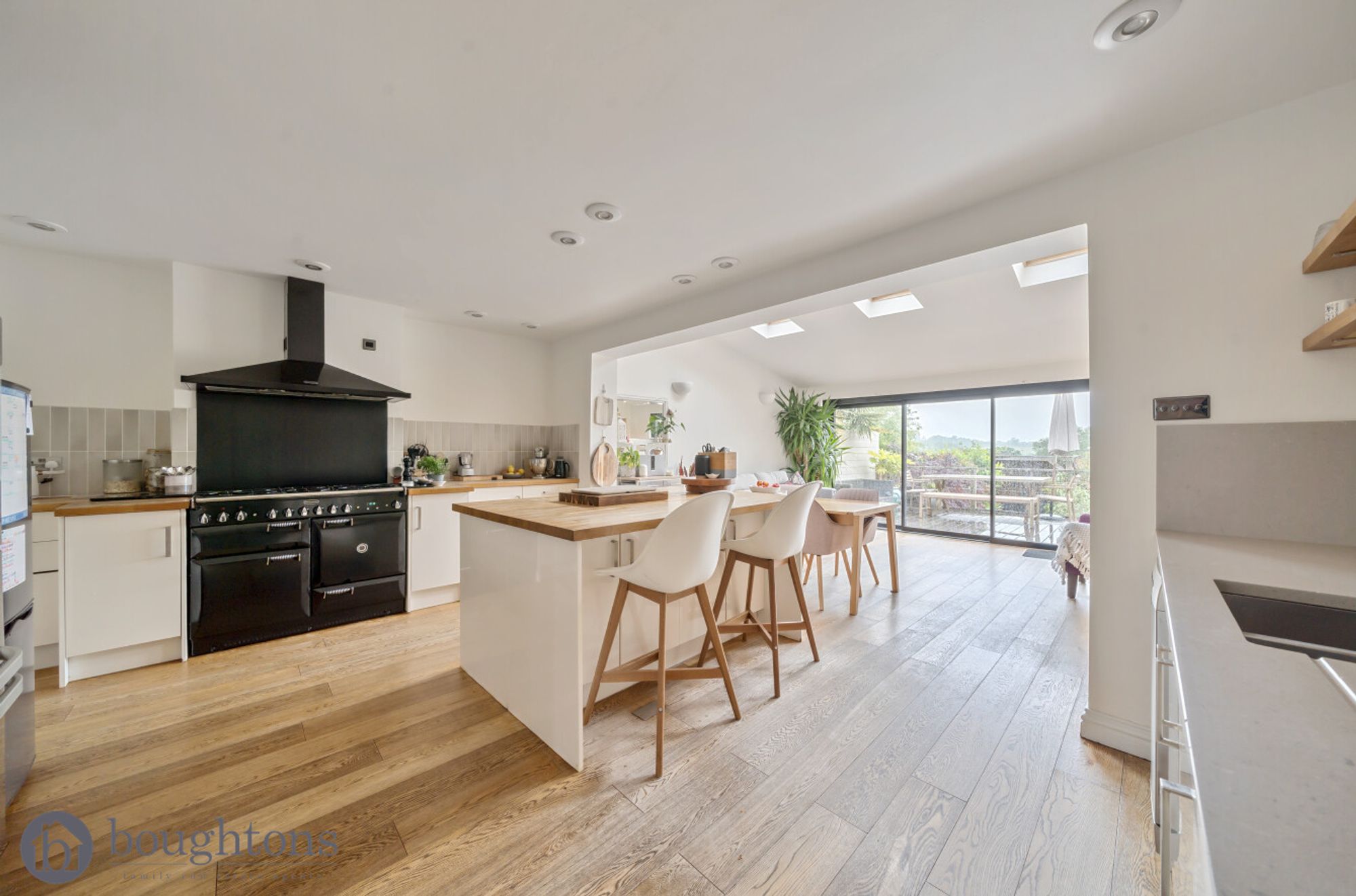 3 bed semi-detached house for sale in Banbury Road, Brackley  - Property Image 9
