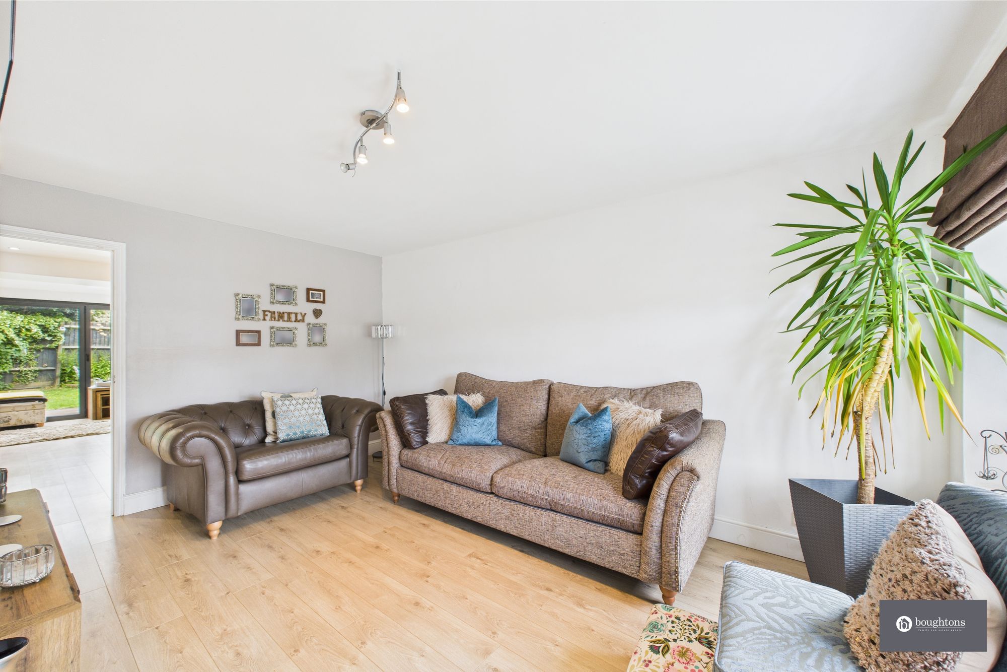 4 bed semi-detached house for sale in Martial Daire Boulevard, Brackley  - Property Image 9