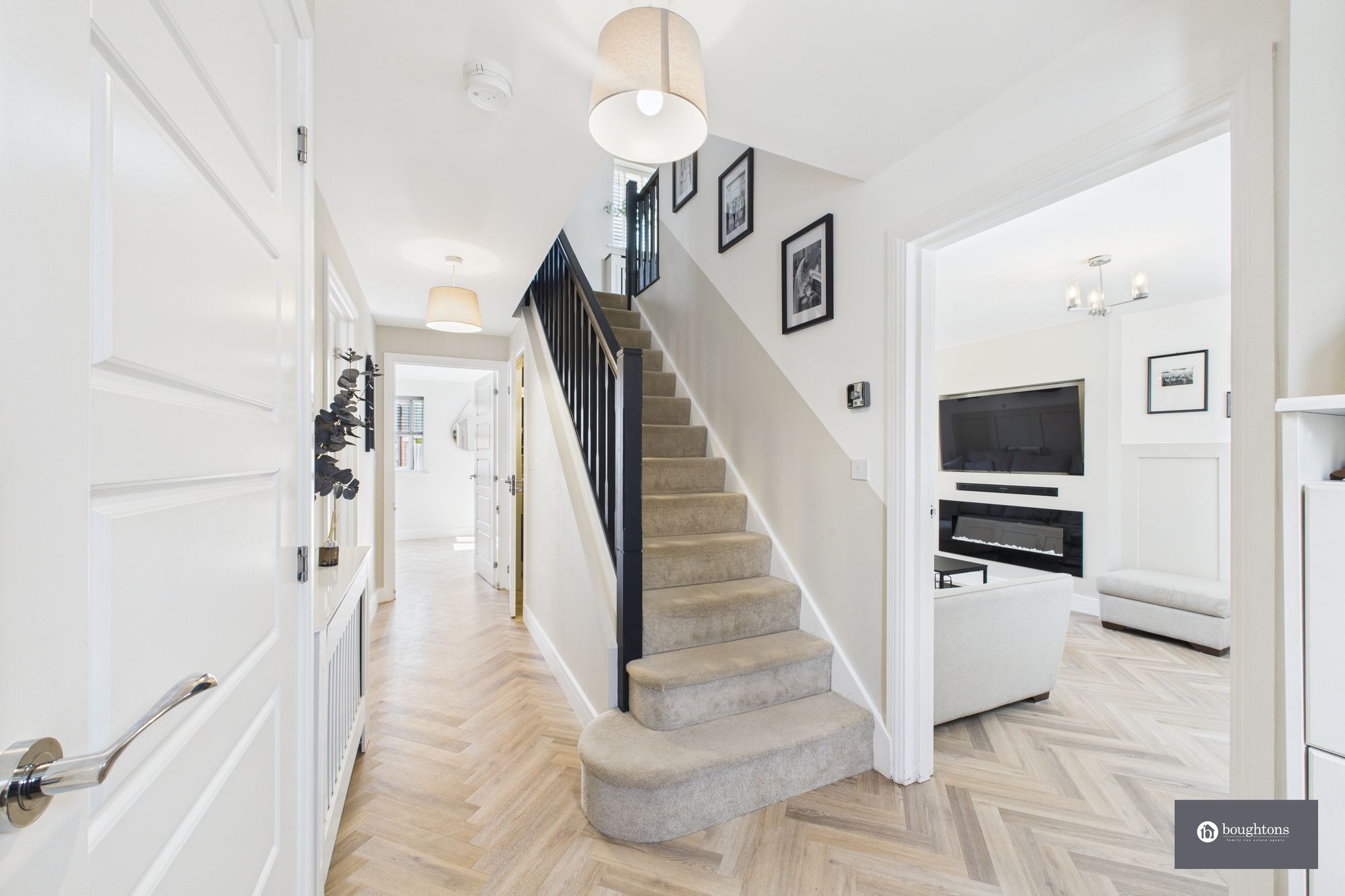 4 bed semi-detached house for sale in Calypso Lane, Brackley  - Property Image 4