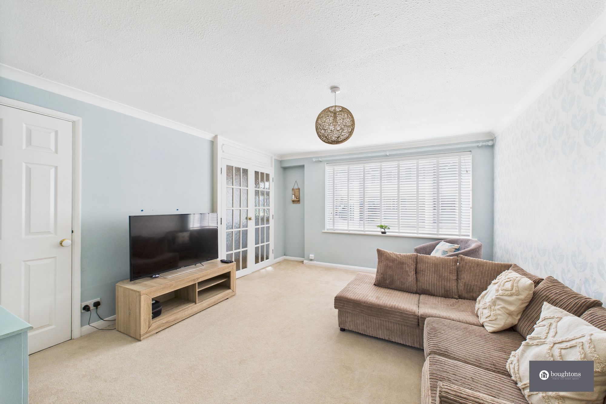 3 bed semi-detached house for sale in Faugere Close, Brackley, NN13  - Property Image 2