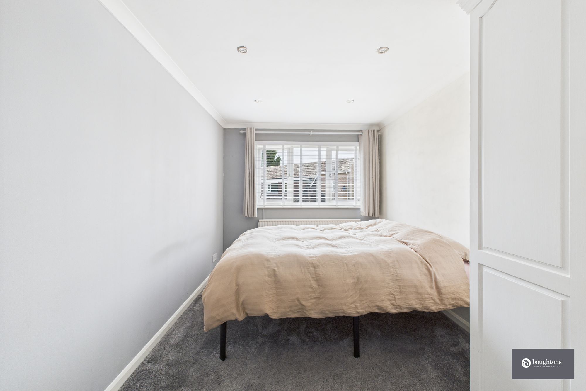 3 bed semi-detached house for sale in Faugere Close, Brackley, NN13  - Property Image 20