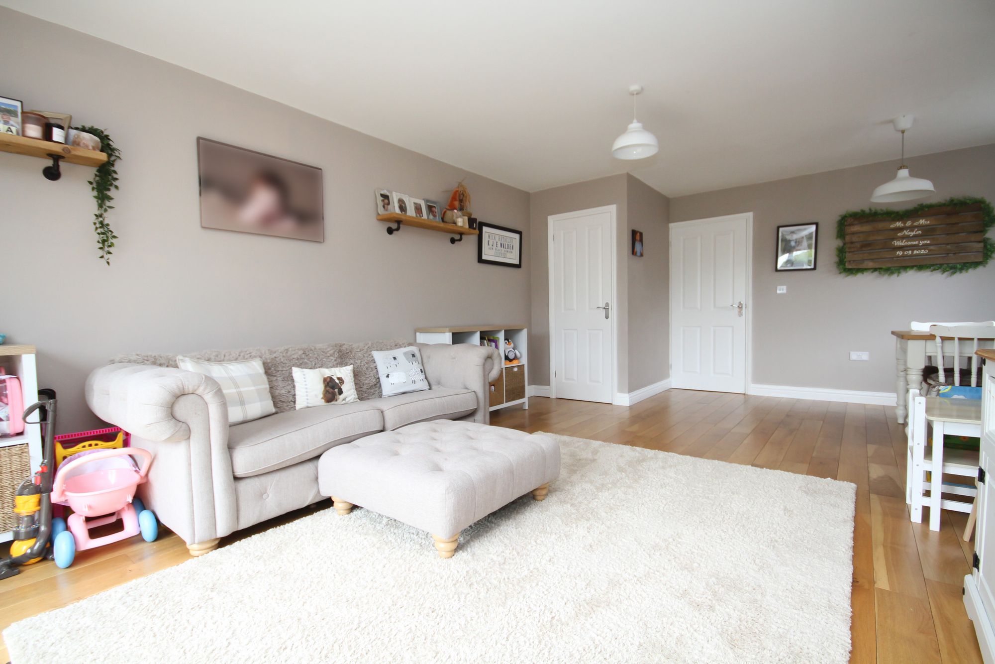 3 bed house for sale in Westhorp, Banbury  - Property Image 1