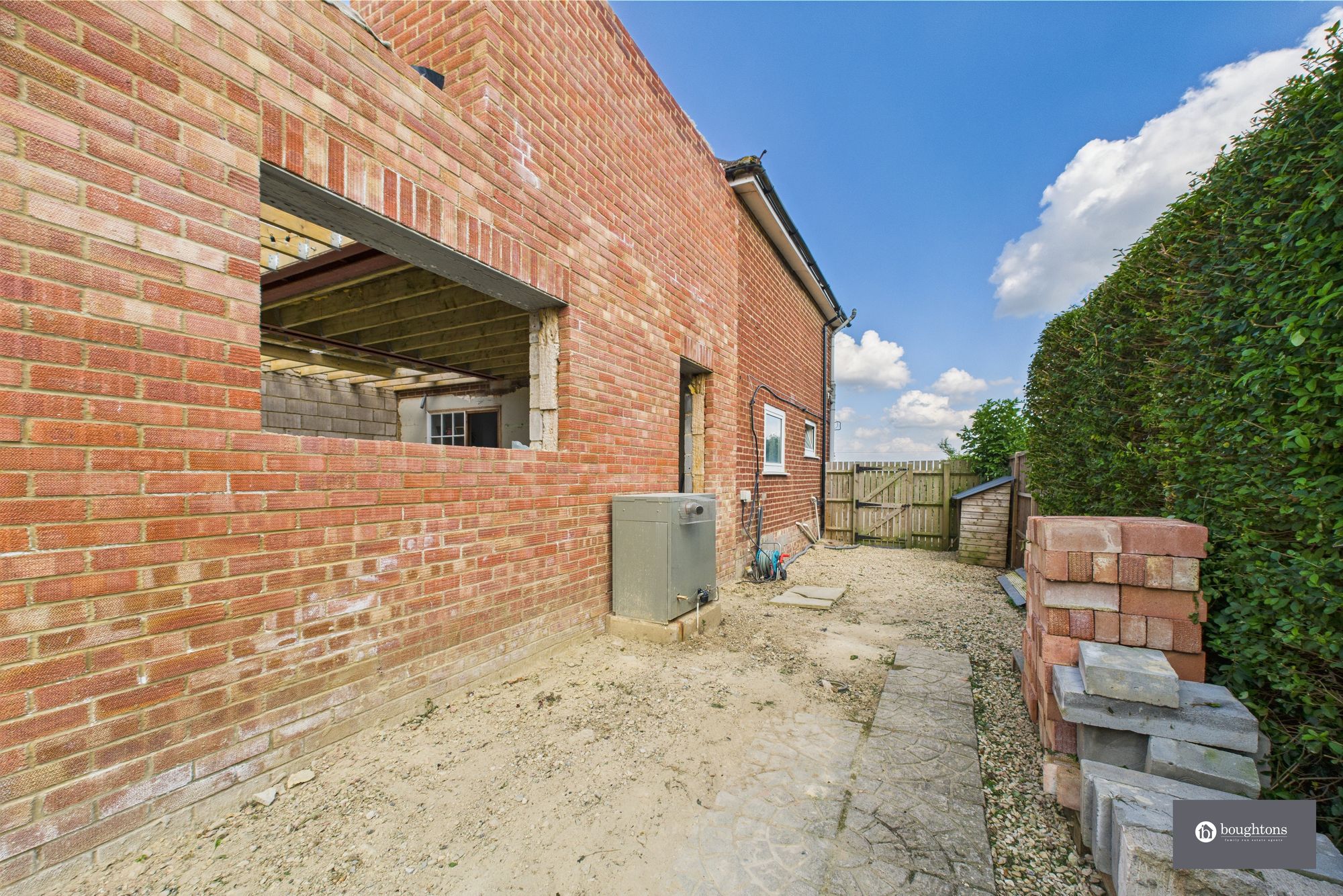 3 bed semi-detached house for sale in Helmdon Road, Banbury  - Property Image 25