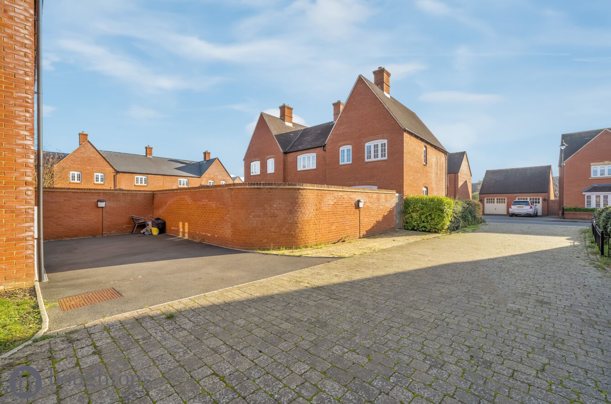 3 bed end of terrace house for sale in Orion Drive, Brackley  - Property Image 16