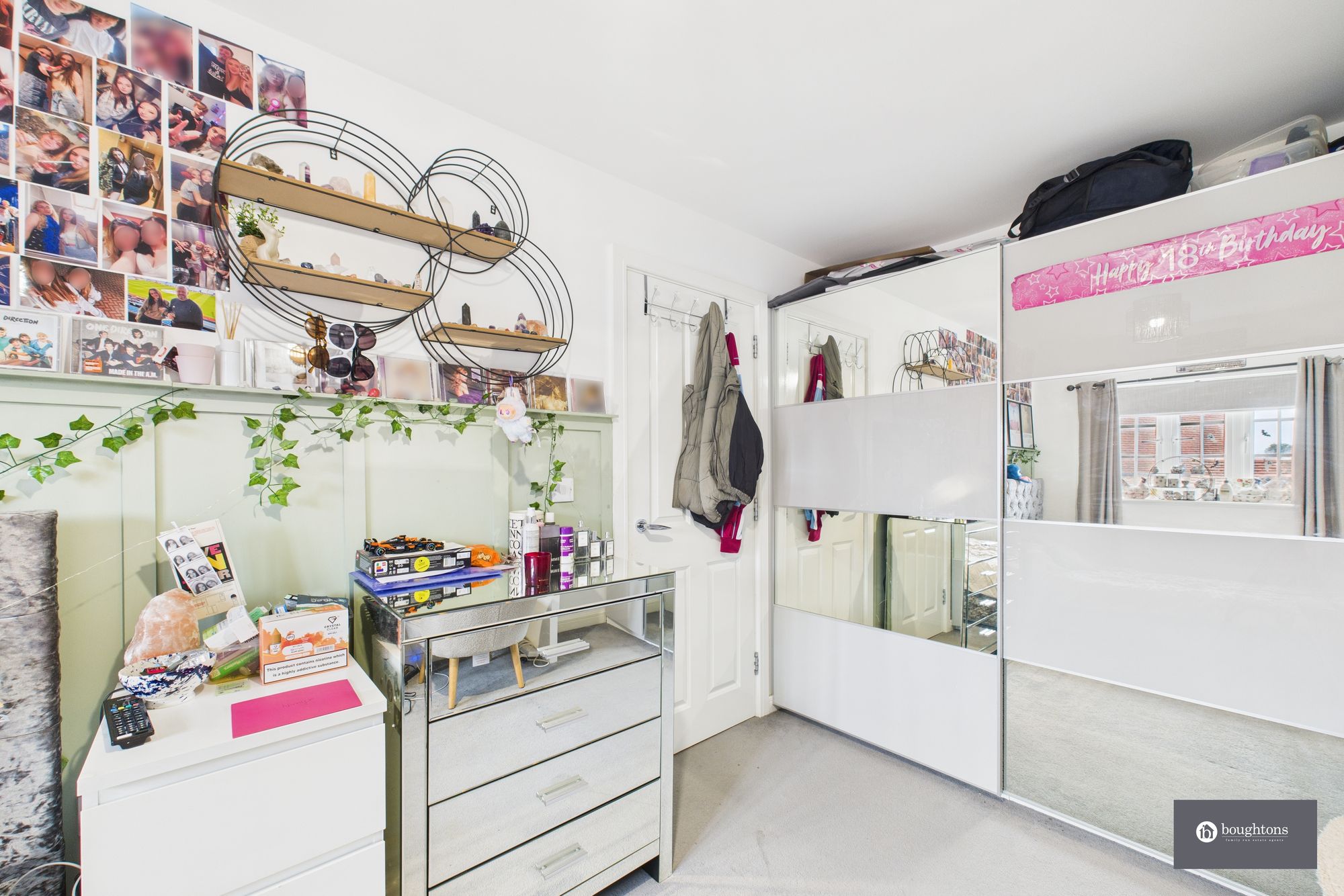 4 bed mid-terraced house for sale in Foxhills Way, Brackley 16