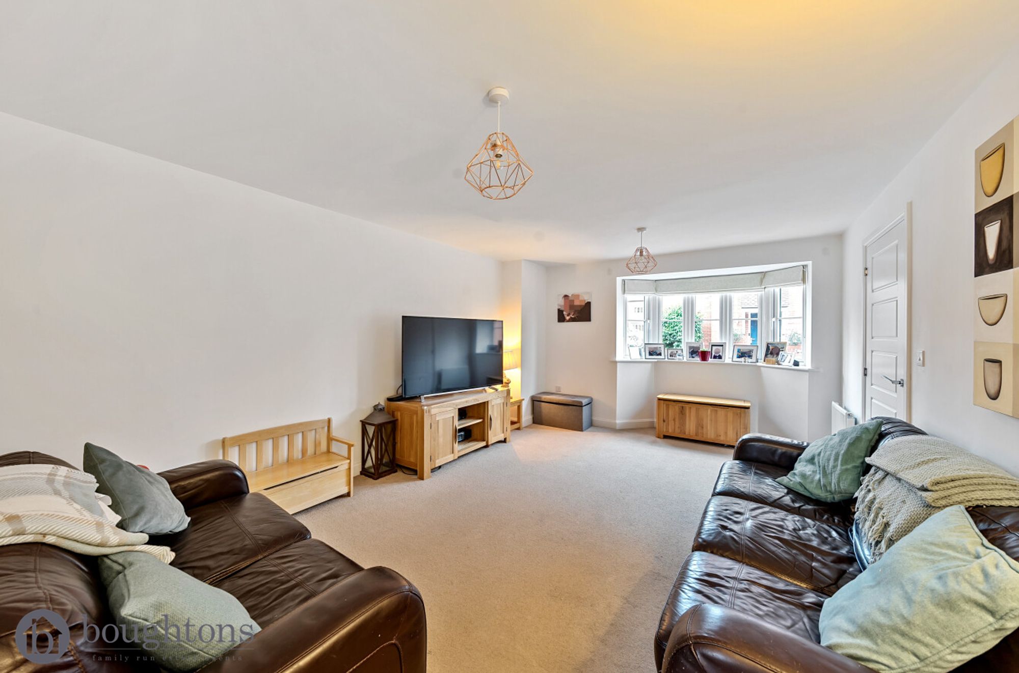 4 bed detached house for sale in Desdemona Way, Brackley  - Property Image 4