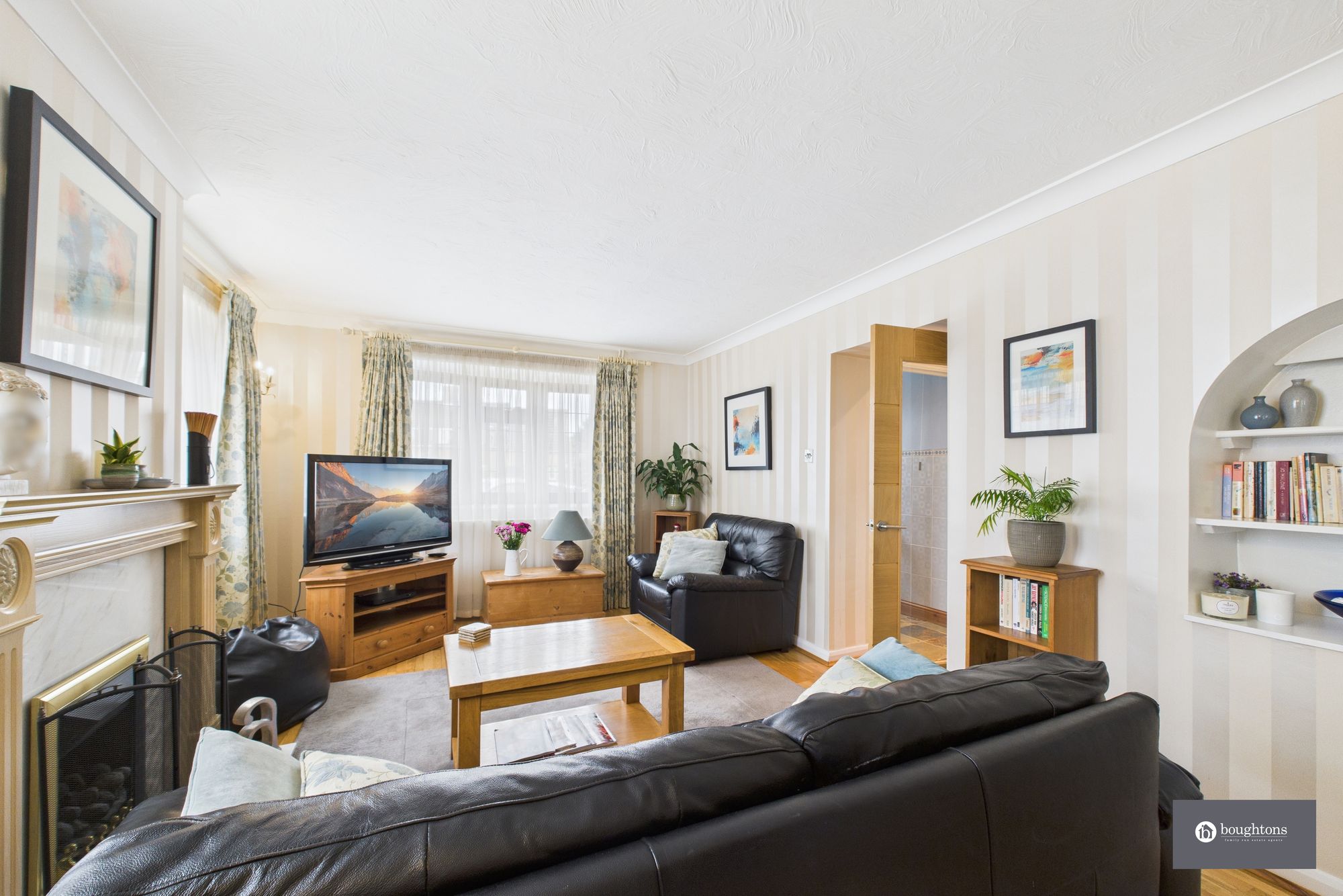 3 bed semi-detached house for sale in Fulwell Road, Brackley  - Property Image 3