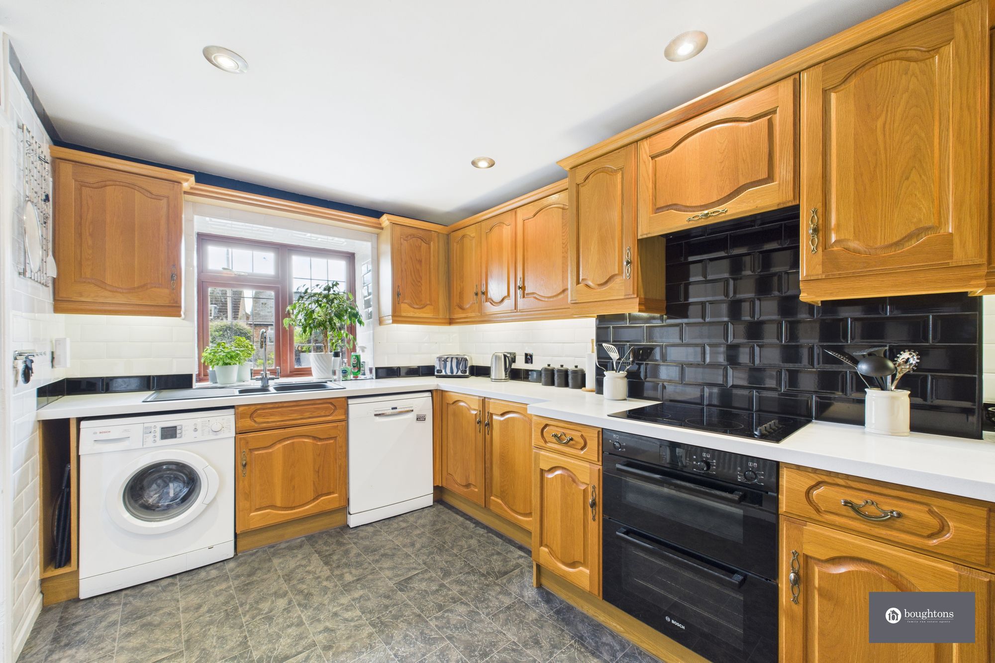 3 bed semi-detached house for sale in Fulwell Road, Brackley  - Property Image 4