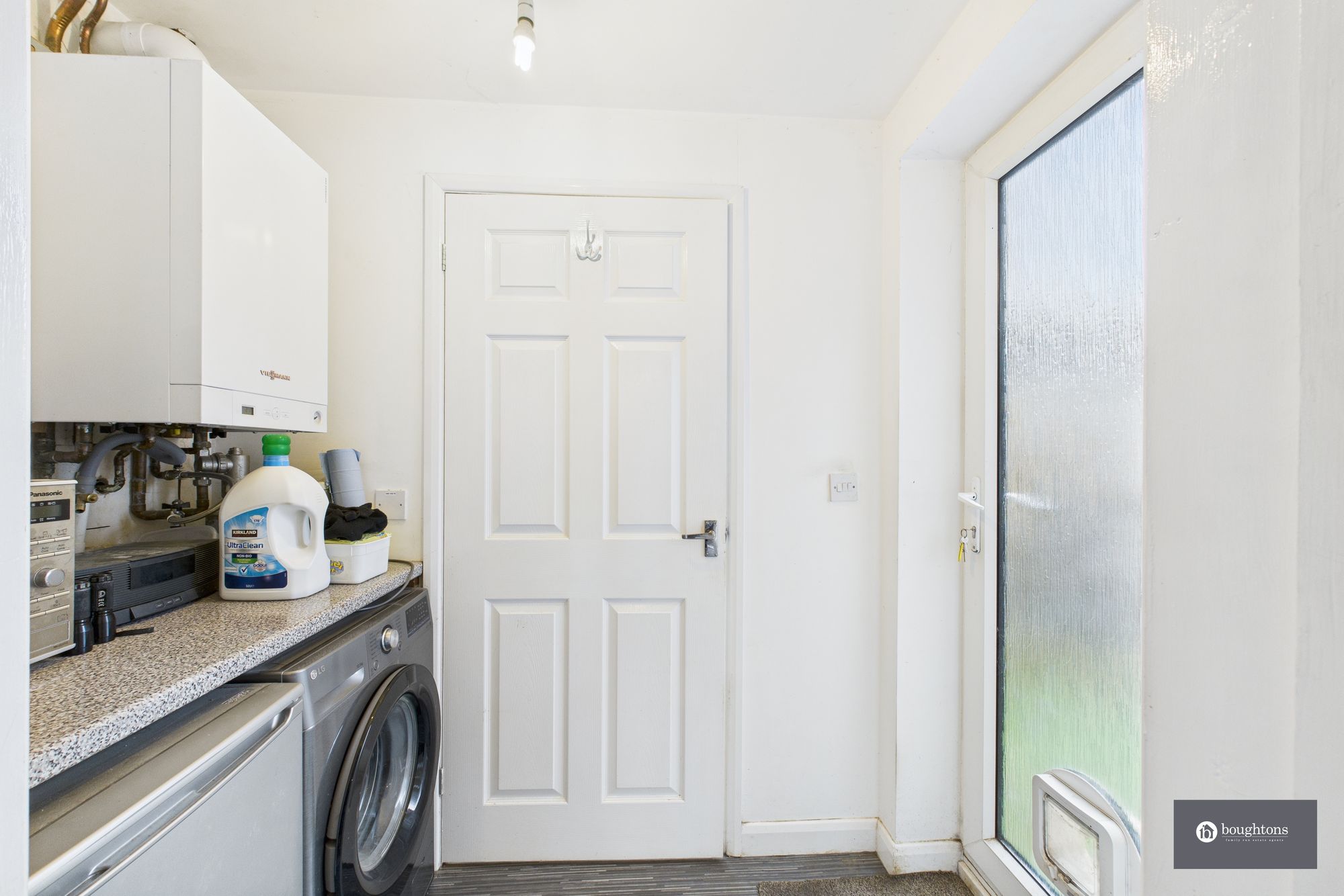 3 bed end of terrace house for sale in Waynflete Close, Brackley  - Property Image 9