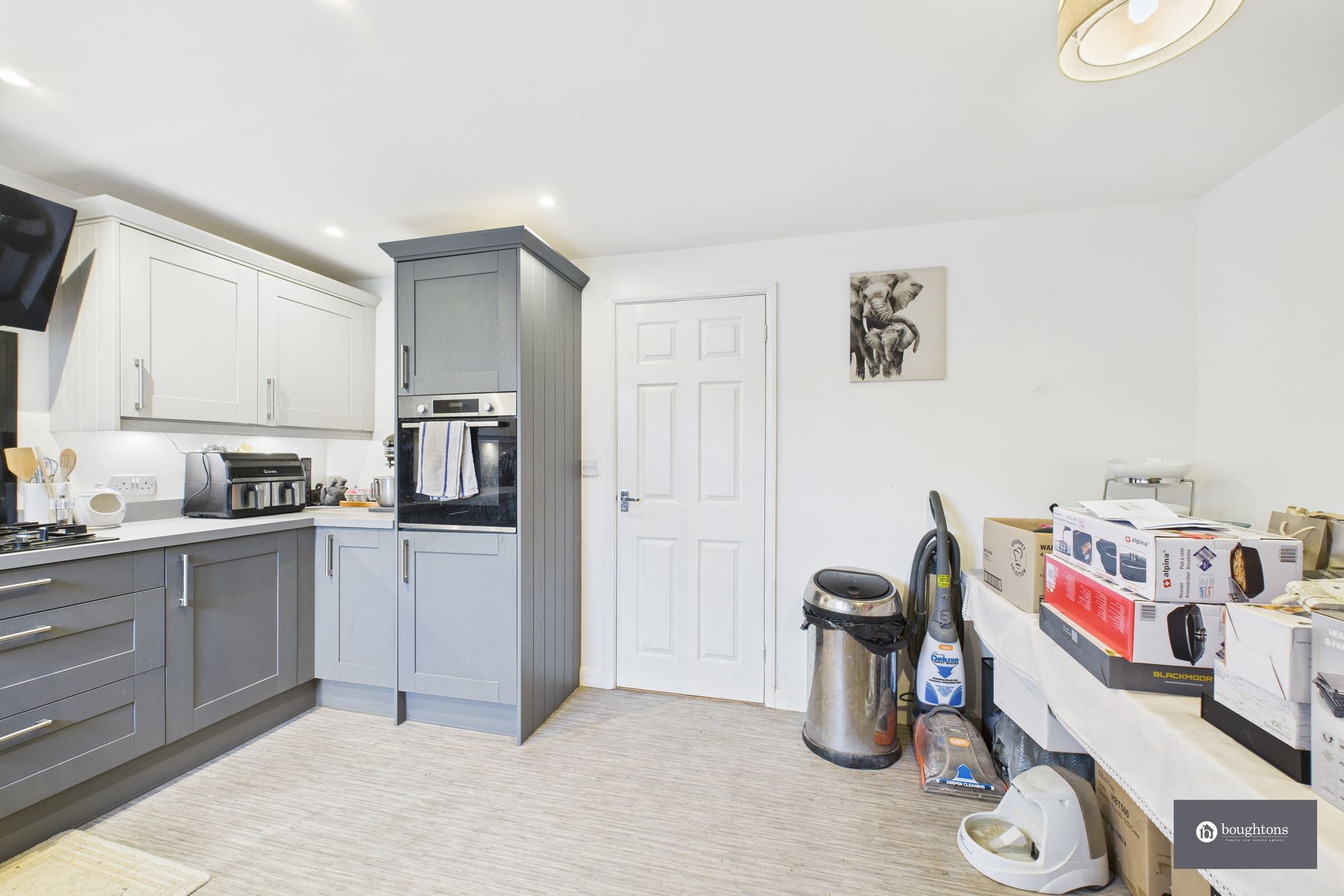 3 bed end of terrace house for sale in Waynflete Close, Brackley  - Property Image 7