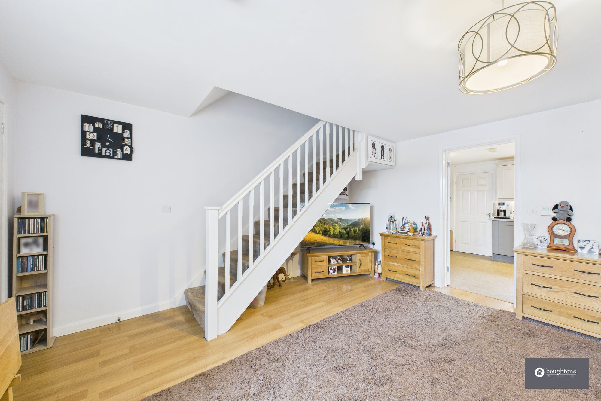 3 bed end of terrace house for sale in Waynflete Close, Brackley  - Property Image 3