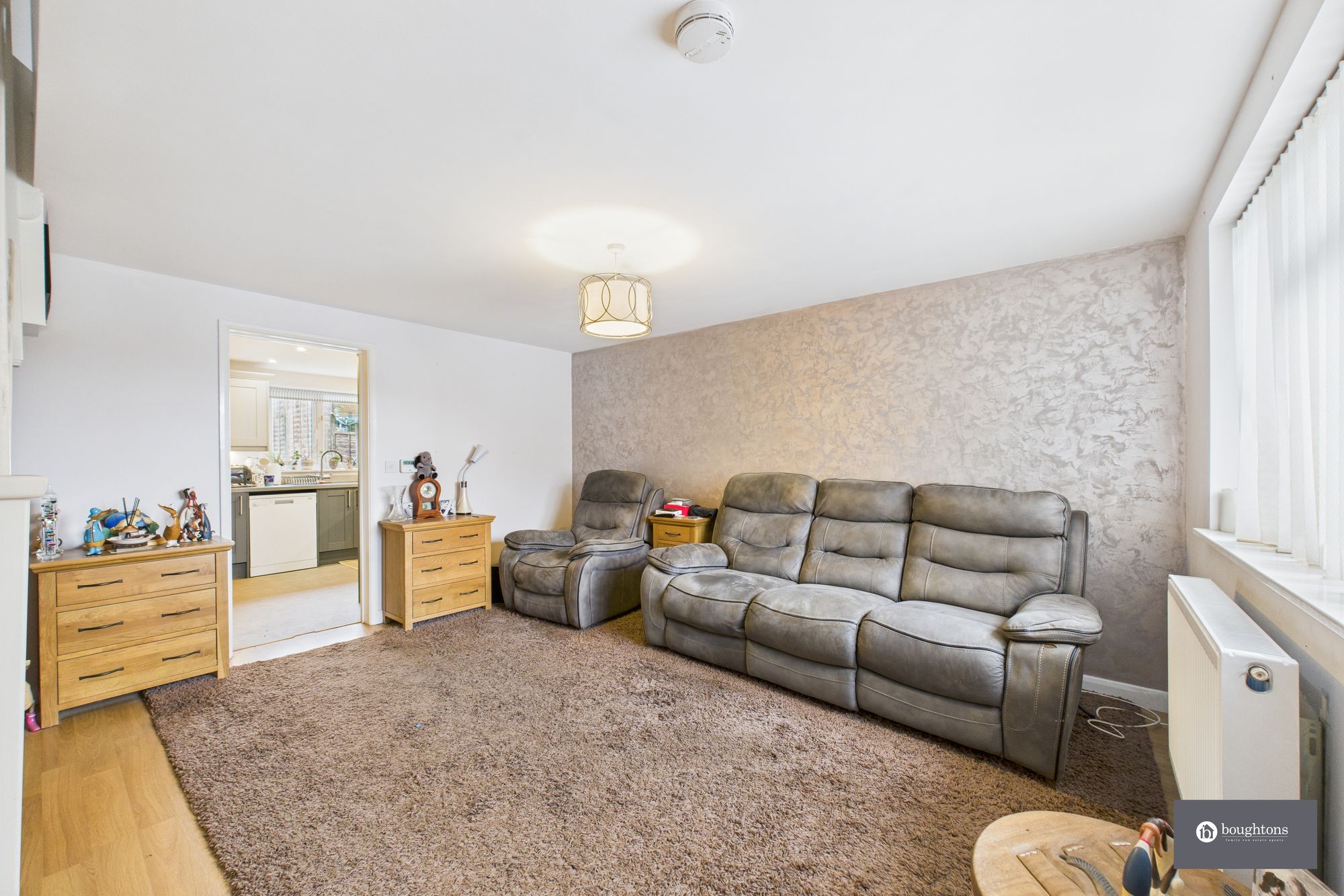 3 bed end of terrace house for sale in Waynflete Close, Brackley  - Property Image 4
