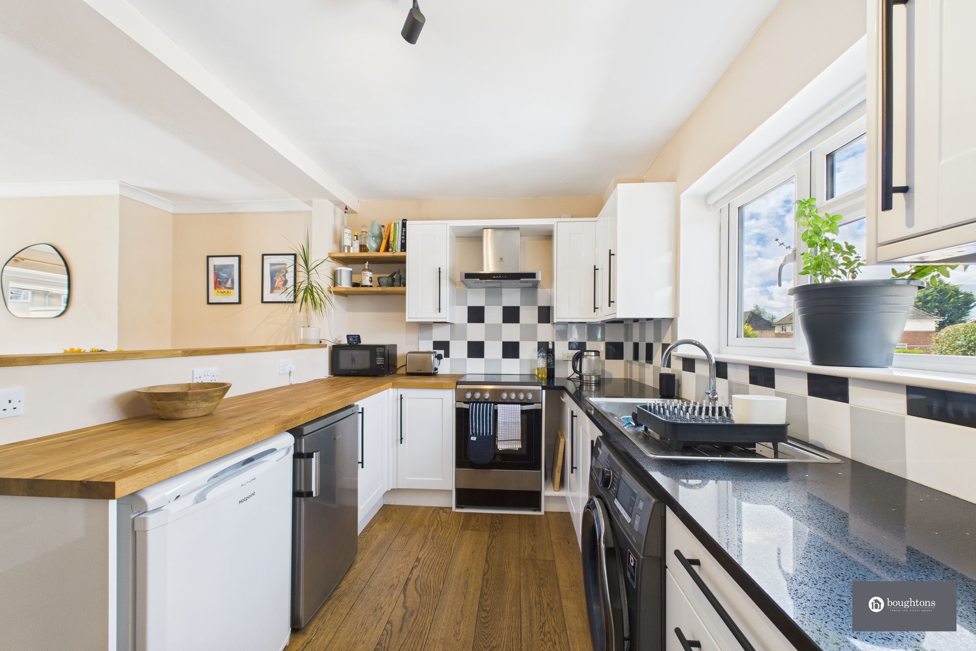 2 bed terraced house for sale in Westhill Avenue, Brackley  - Property Image 3