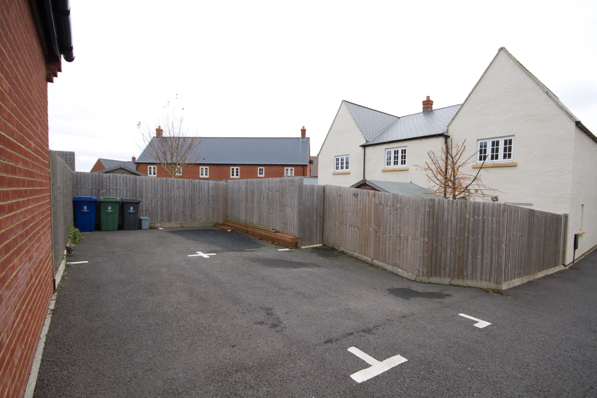 2 bed terraced house for sale in Lagonda Drive, Brackley  - Property Image 17