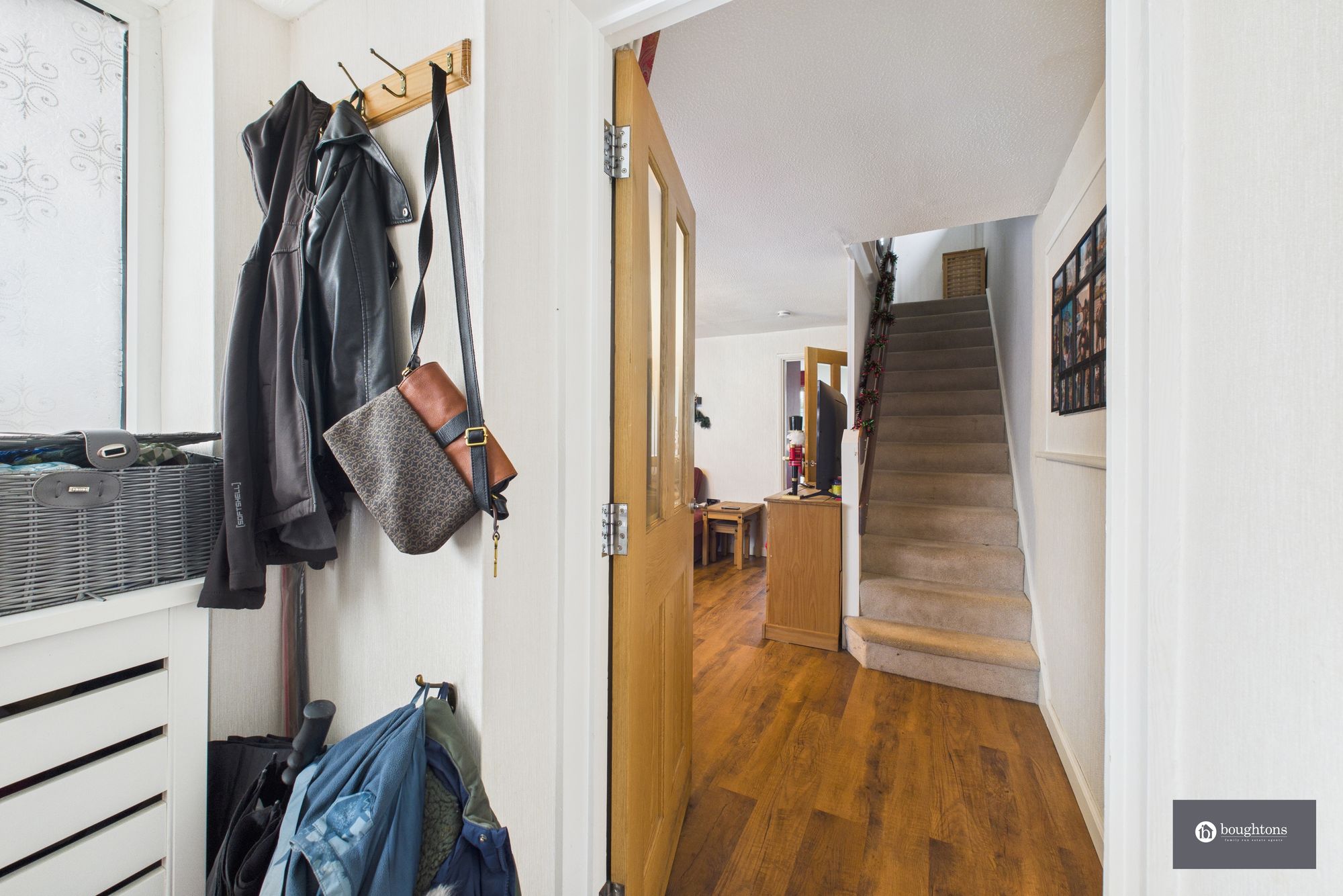 3 bed semi-detached house for sale in Dumas Cul-De-Sac, Brackley, NN13  - Property Image 5