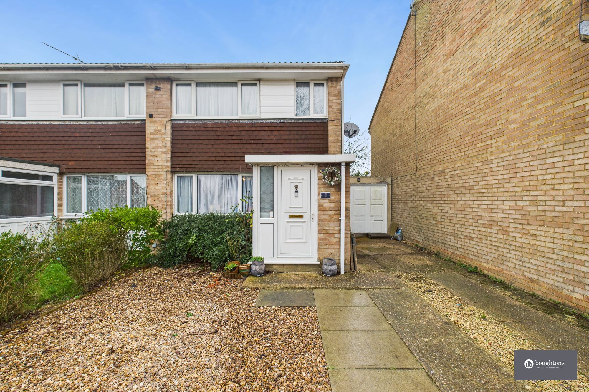 3 bed semi-detached house for sale in Dumas Cul-De-Sac, Brackley, NN13