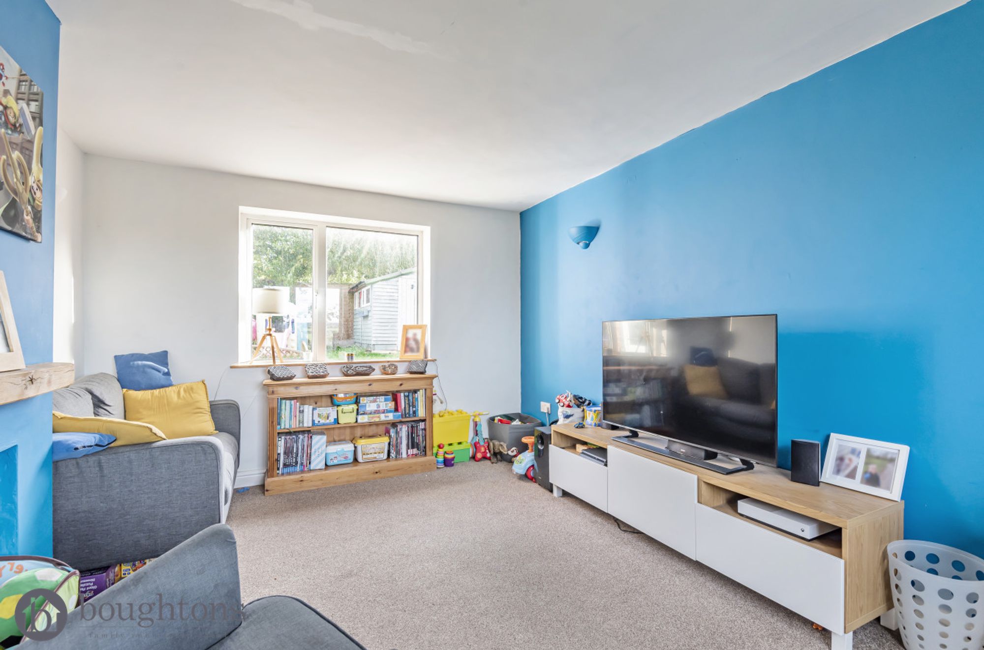3 bed semi-detached house for sale in Banbury Road, Brackley  - Property Image 9