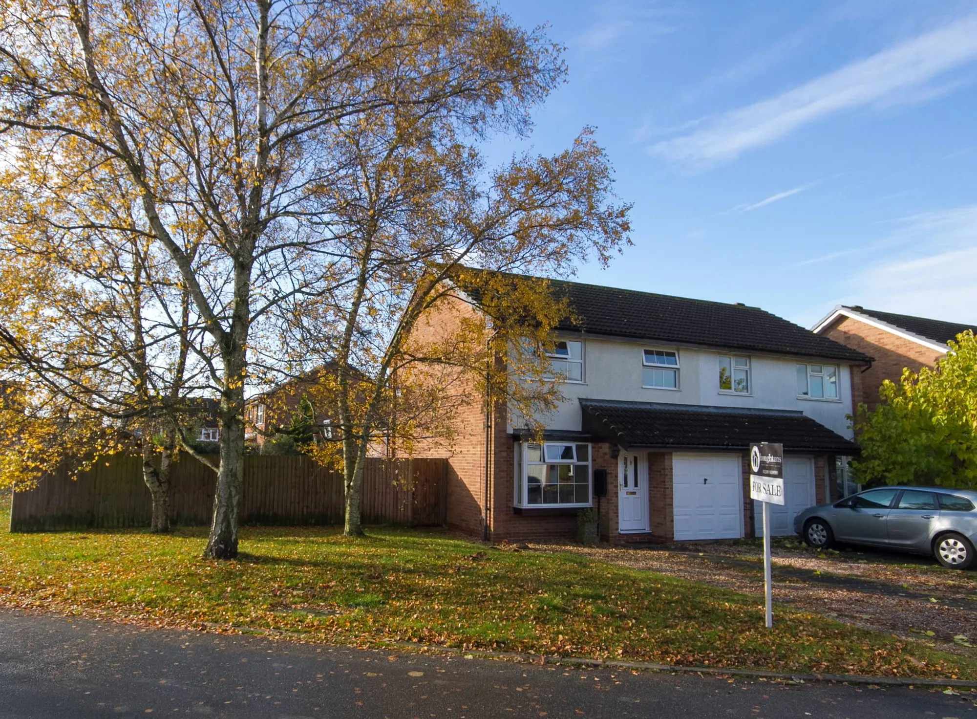 3 bed semi-detached house for sale in Wodhams Drive, Brackley - Property Image 1