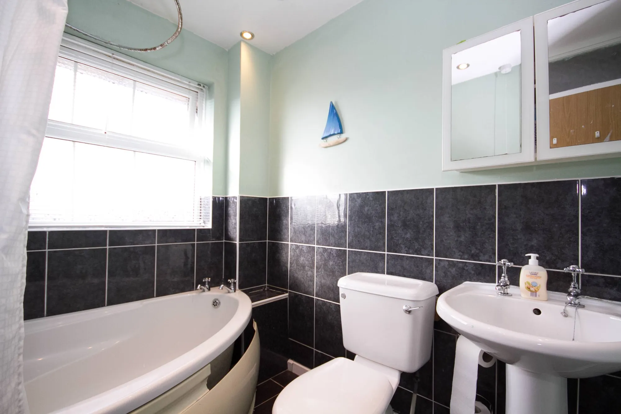 3 bed semi-detached house for sale in Wodhams Drive, Brackley  - Property Image 11