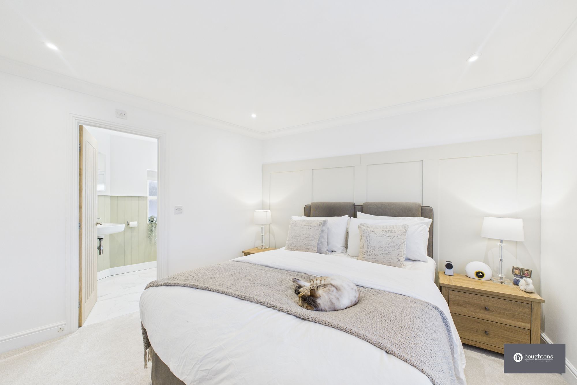 3 bed semi-detached house for sale in Hickman Close, Greatworth, OX17  - Property Image 12