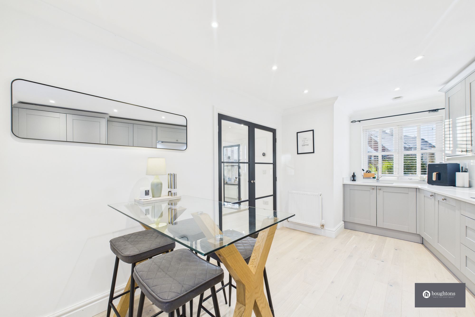 3 bed semi-detached house for sale in Hickman Close, Greatworth, OX17  - Property Image 6