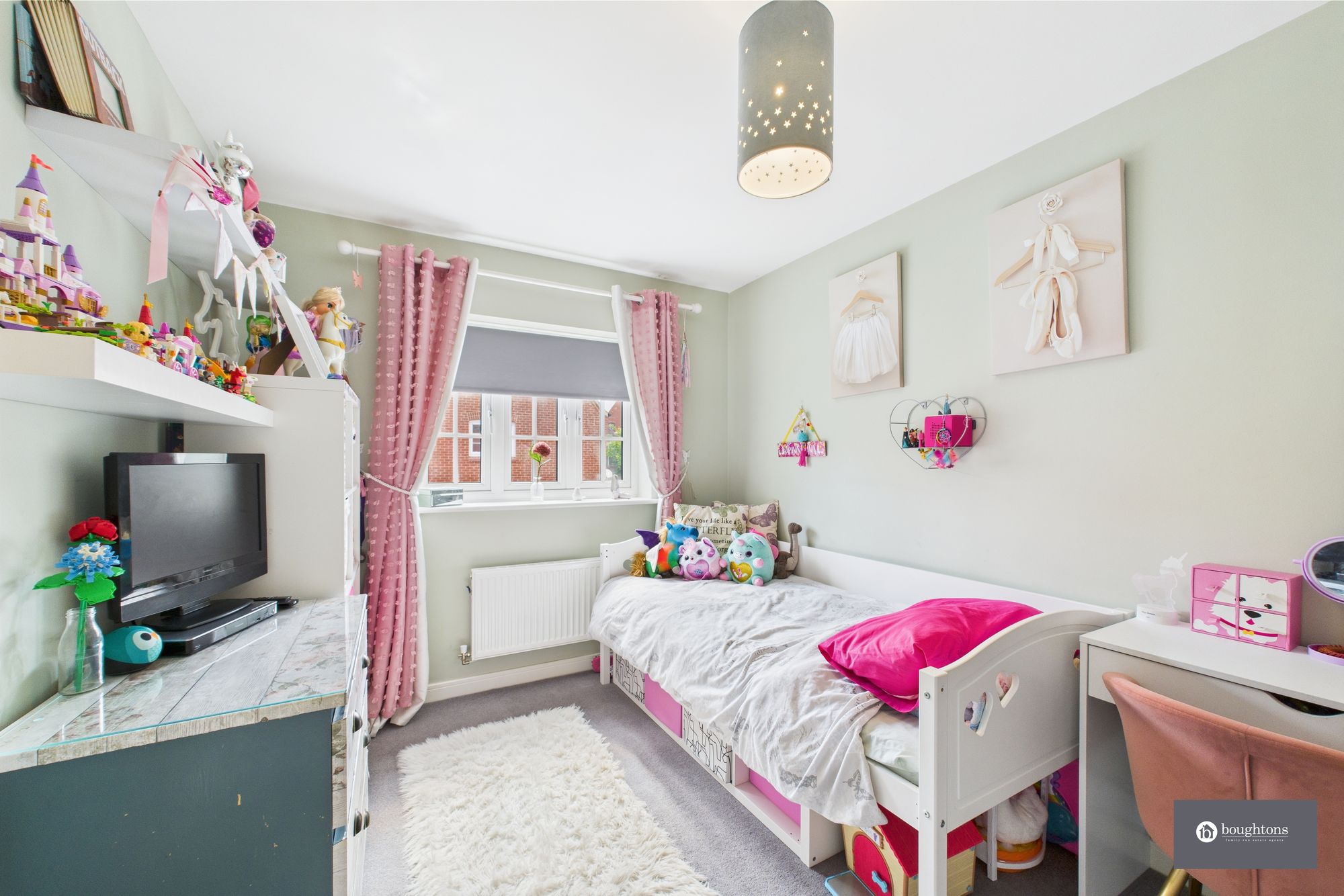 4 bed semi-detached house for sale in Foxhills Way, Brackley  - Property Image 10