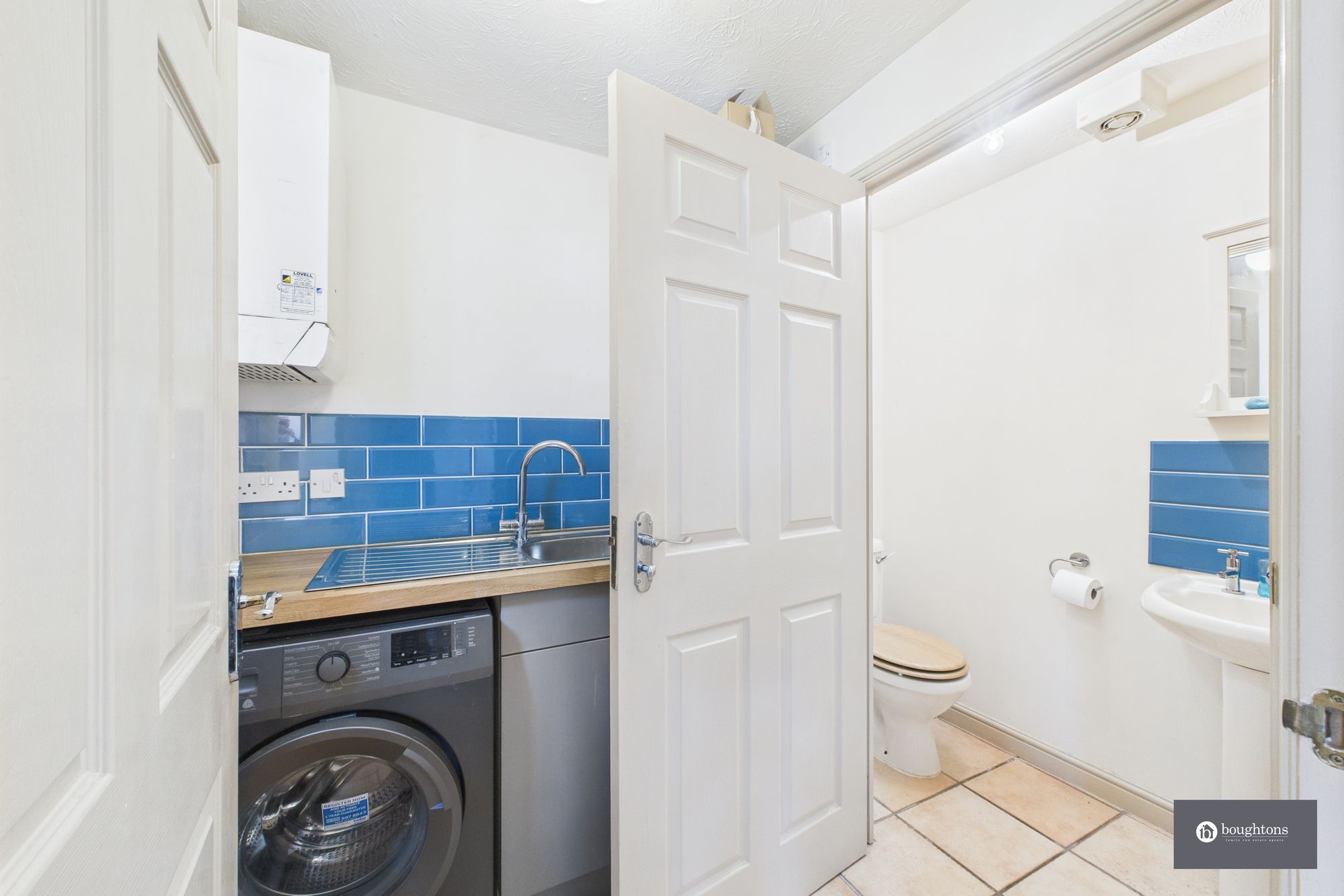 4 bed town house for sale in Humphries Drive, Brackley 11