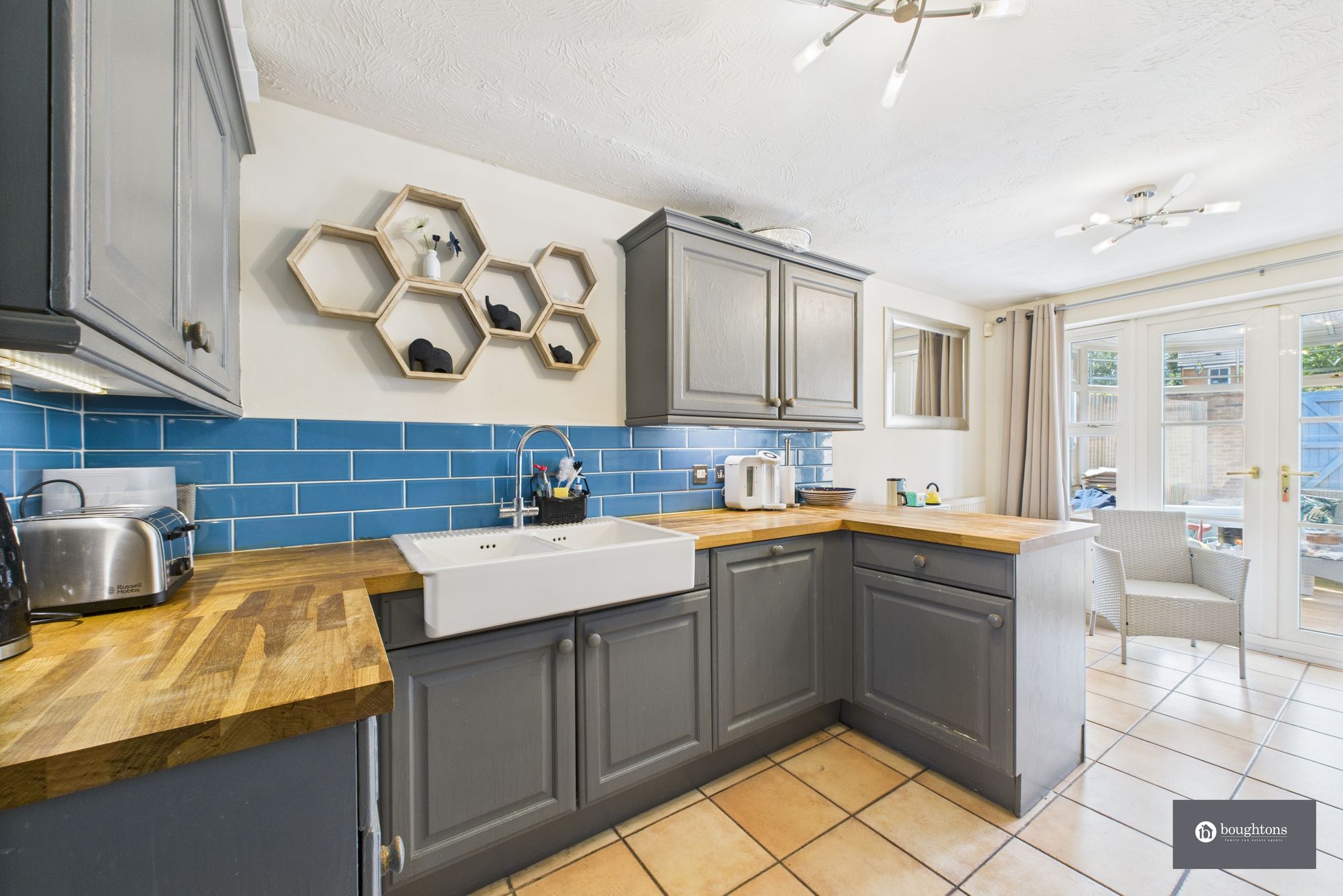 4 bed terraced house for sale in Humphries Drive, Brackley  - Property Image 2