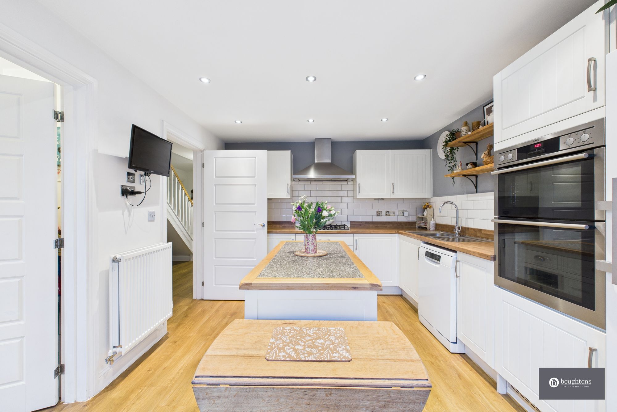 5 bed detached house for sale in Juno Crescent, Brackley  - Property Image 4