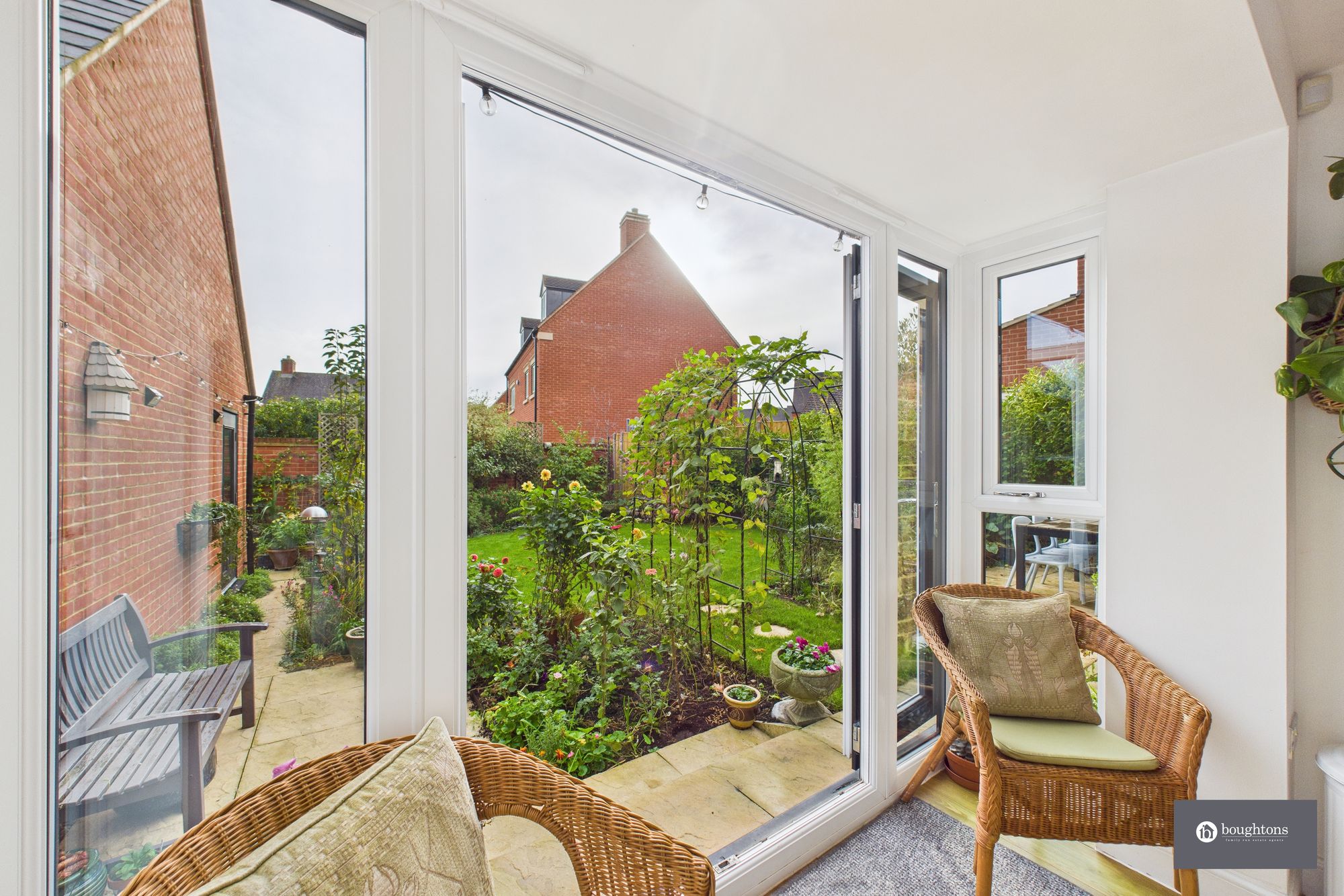 5 bed detached house for sale in Juno Crescent, Brackley  - Property Image 6