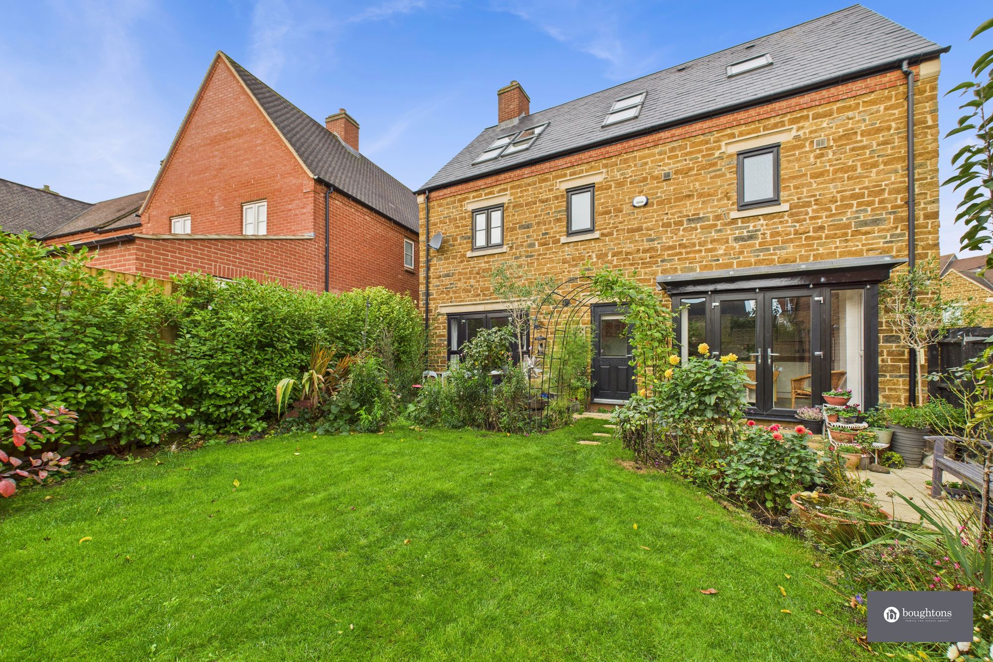 5 bed detached house for sale in Juno Crescent, Brackley 38