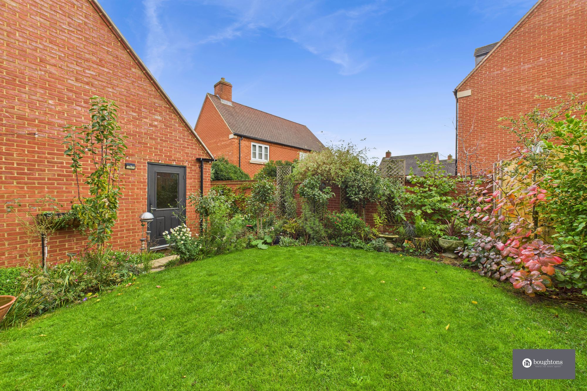 5 bed detached house for sale in Juno Crescent, Brackley 40