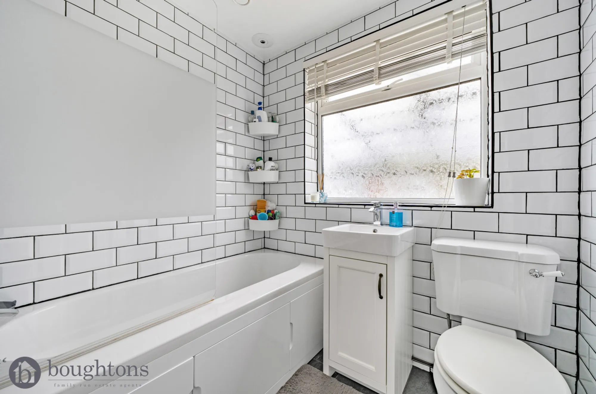 2 bed semi-detached bungalow for sale in Blenheim Croft, Brackley  - Property Image 1