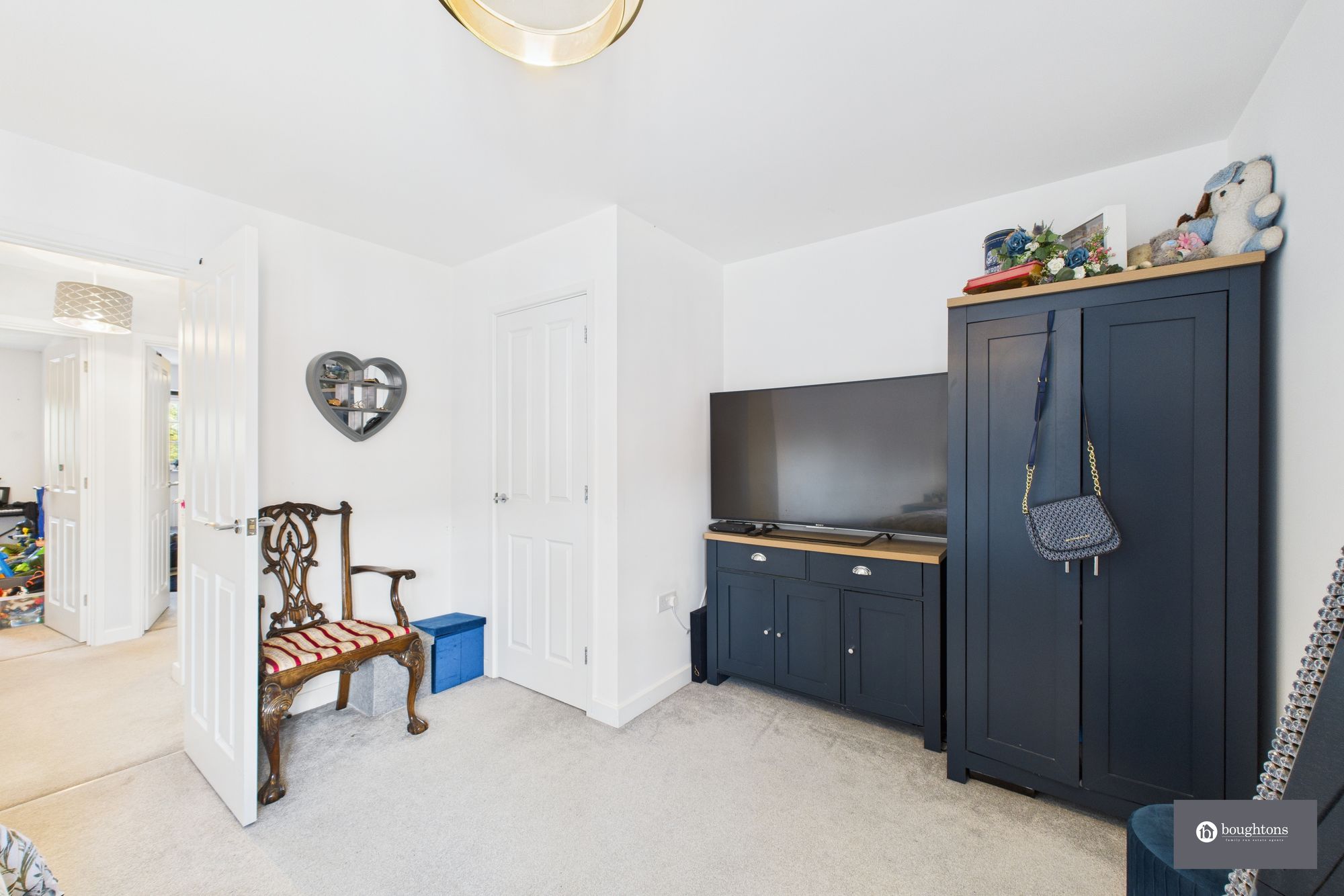 3 bed end of terrace house for sale in Field View, Brackley, NN13 14