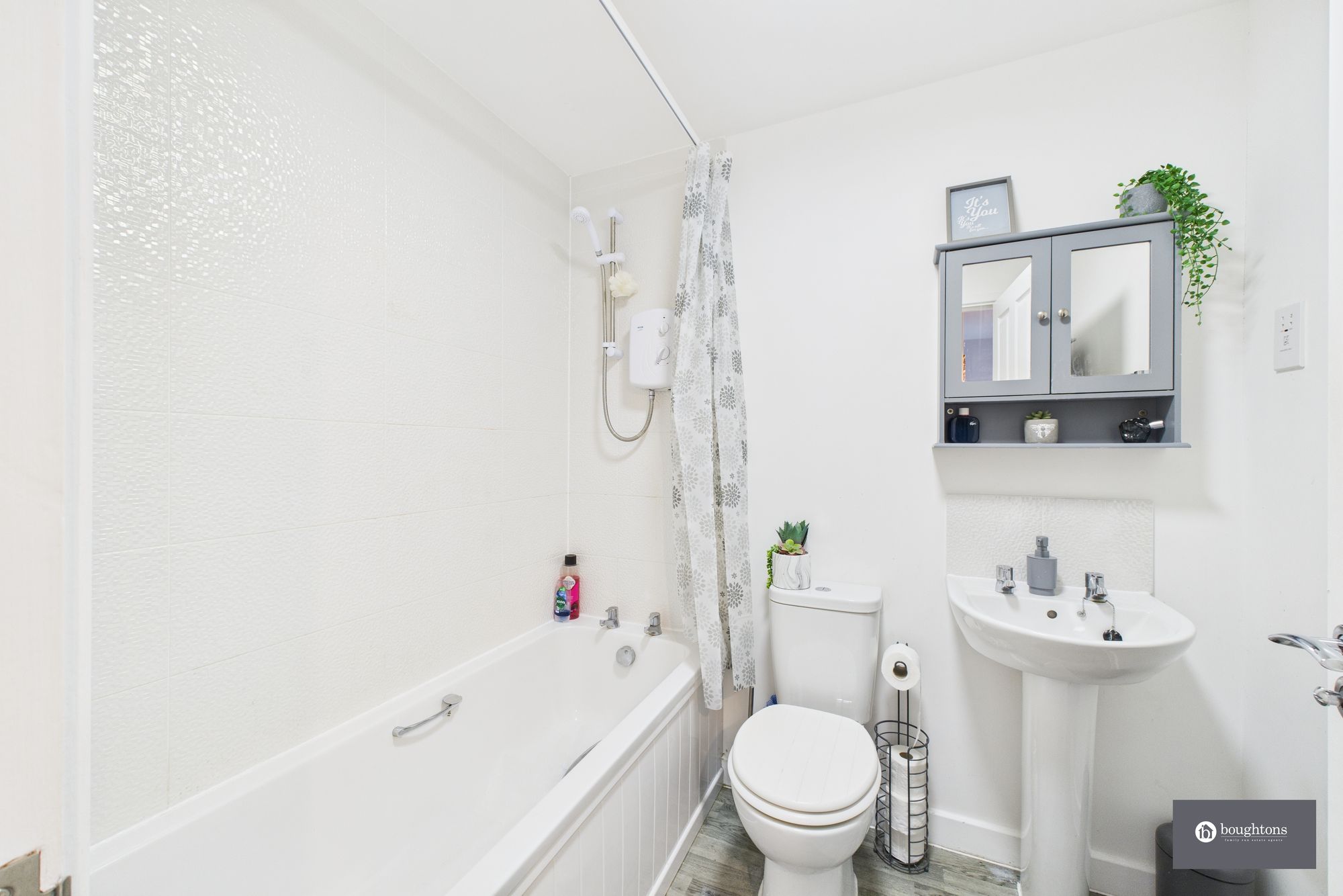 3 bed end of terrace house for sale in Field View, Brackley, NN13 15