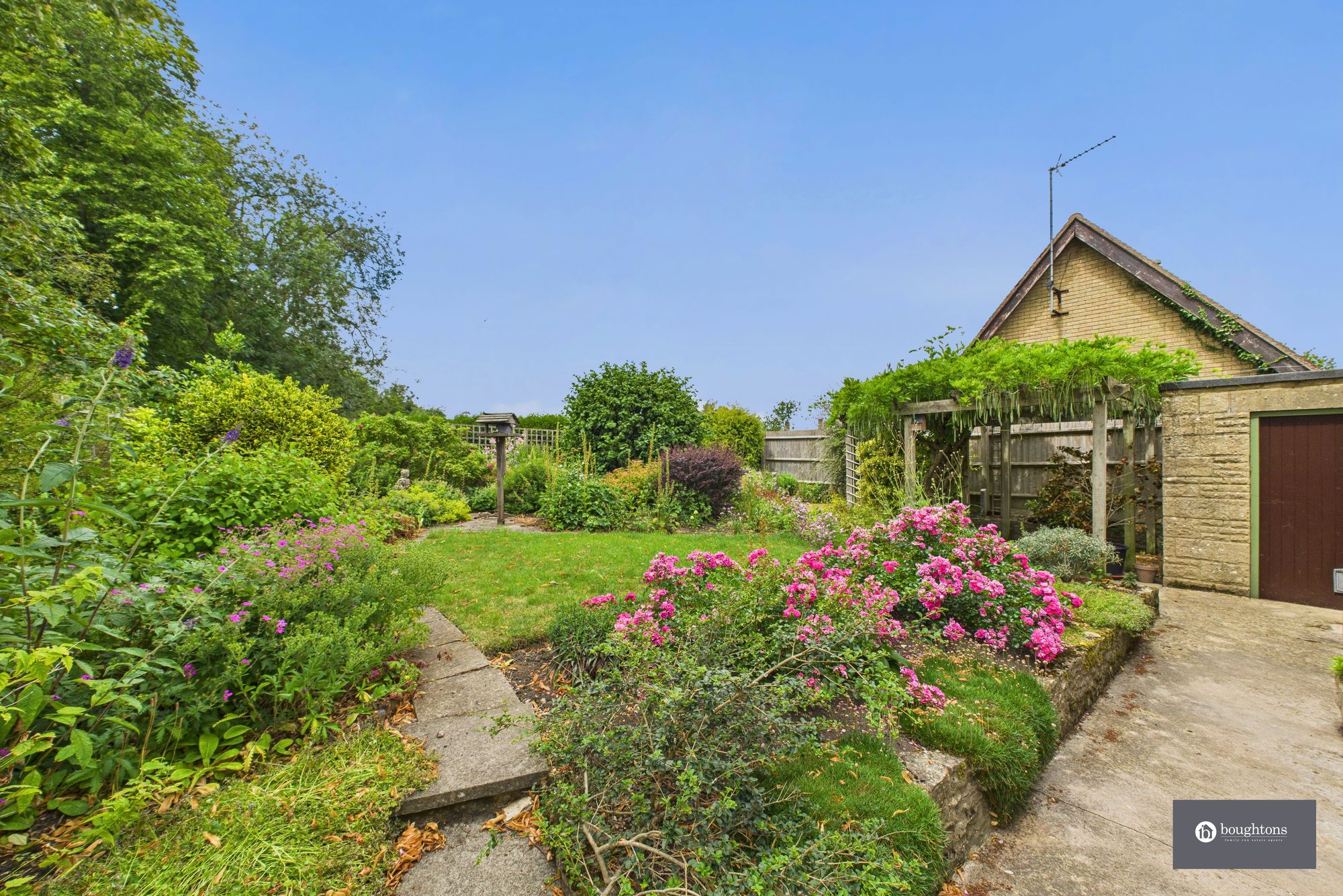 2 bed detached bungalow for sale in Church Street, Brackley  - Property Image 20
