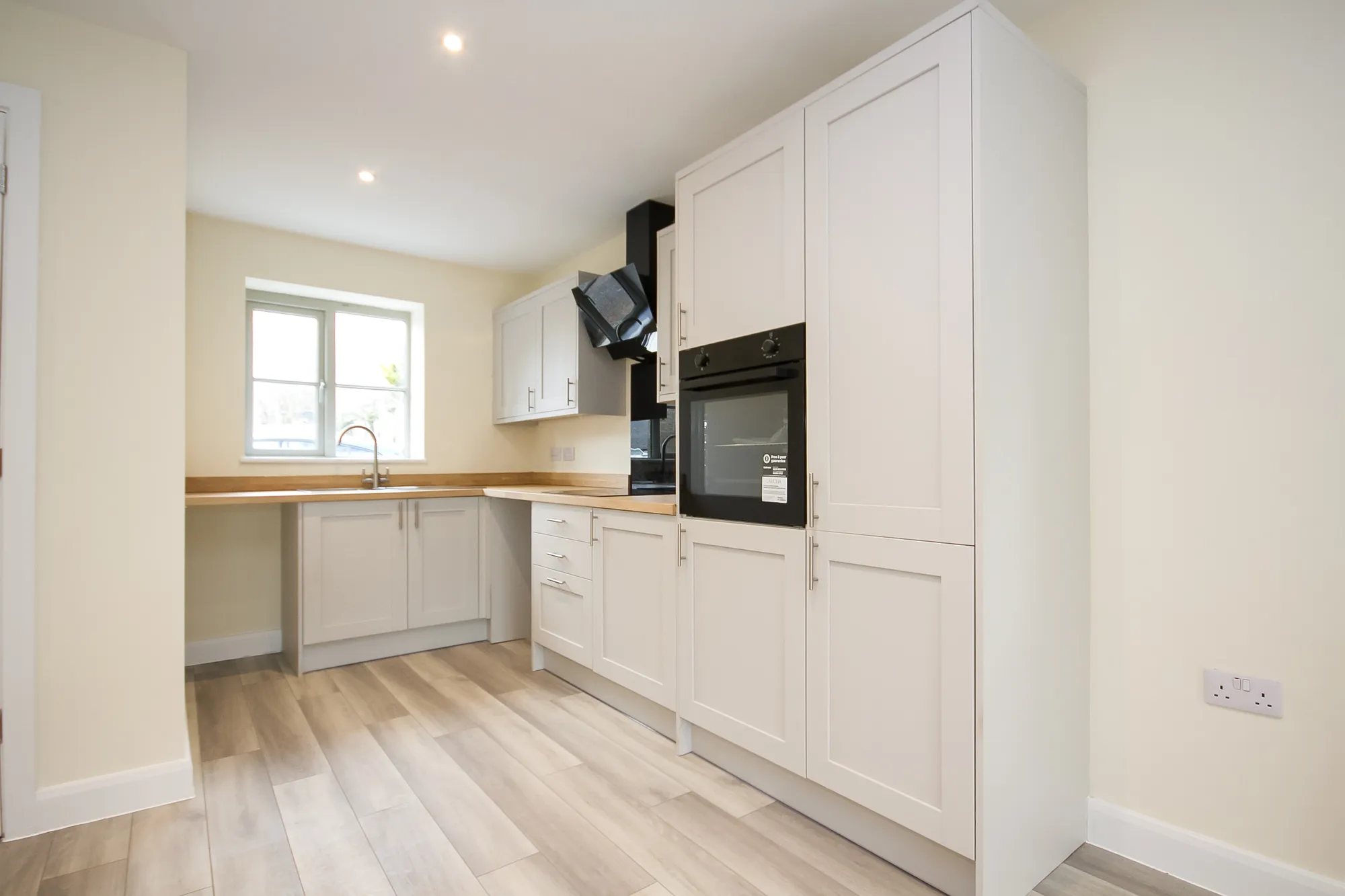 3 bed house for sale in Manor Mews, Brackley  - Property Image 11