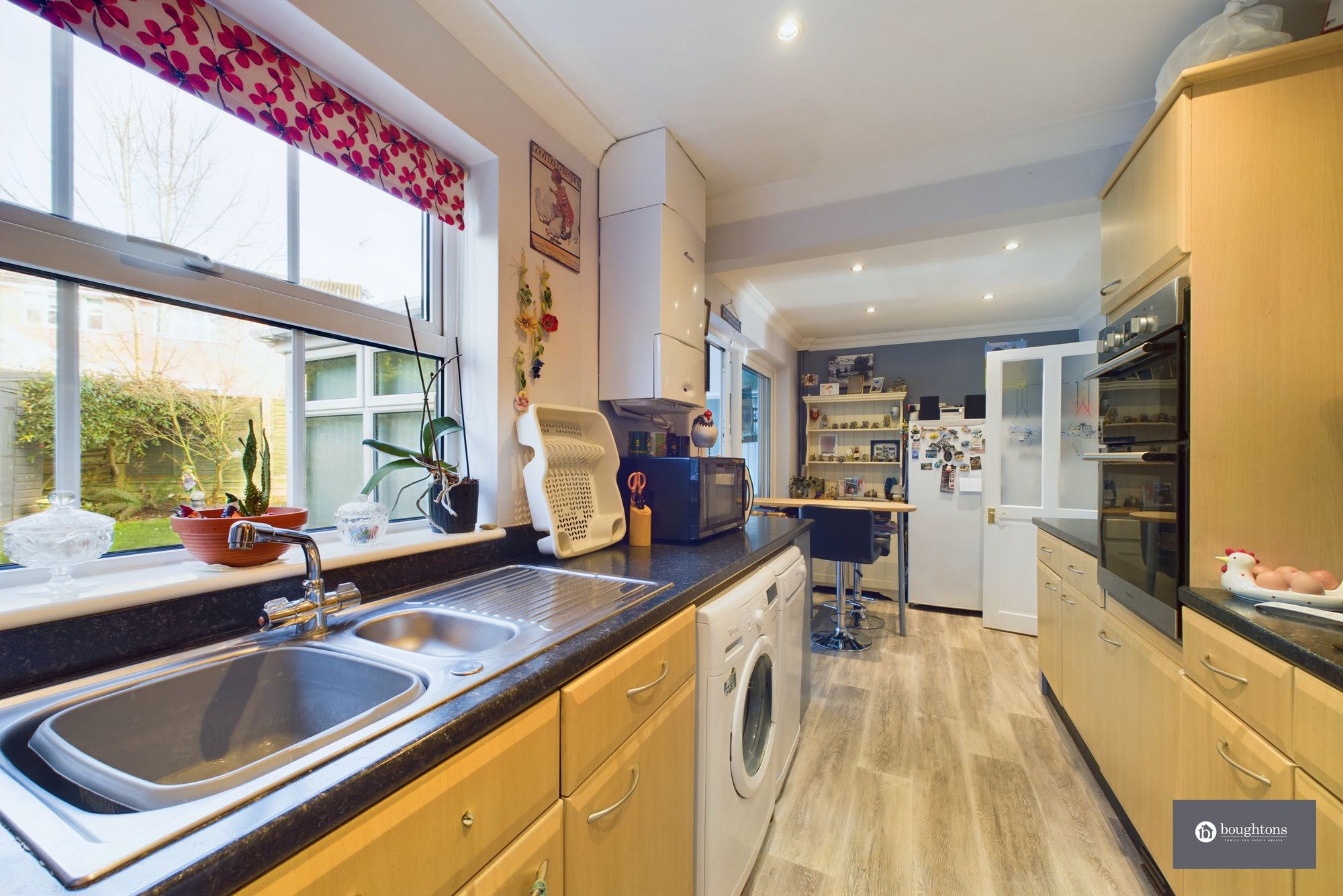 3 bed semi-detached house for sale in Holdgate Close, Brackley  - Property Image 5