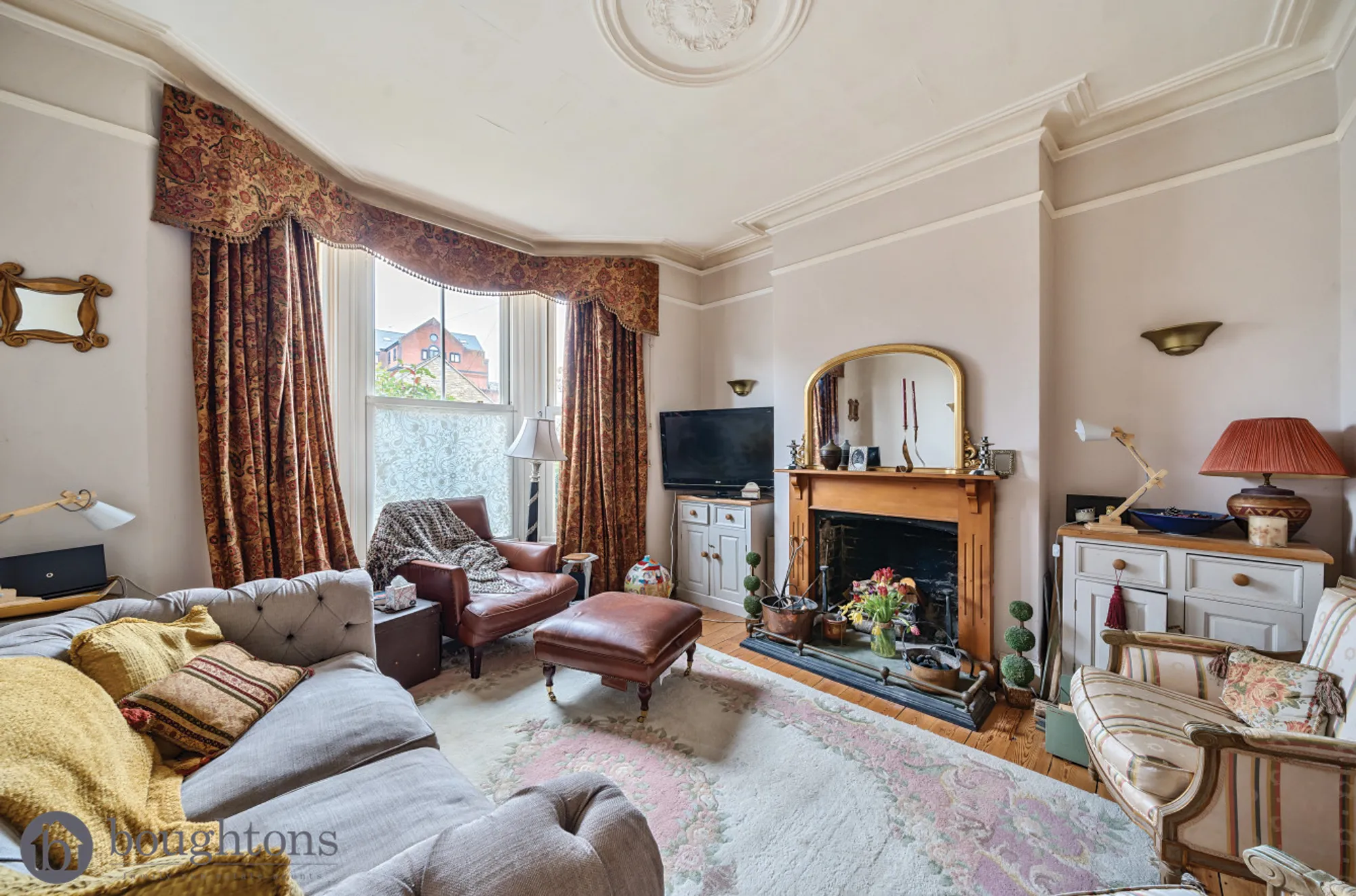4 bed mid-terraced house for sale in Banbury Road, Brackley  - Property Image 2
