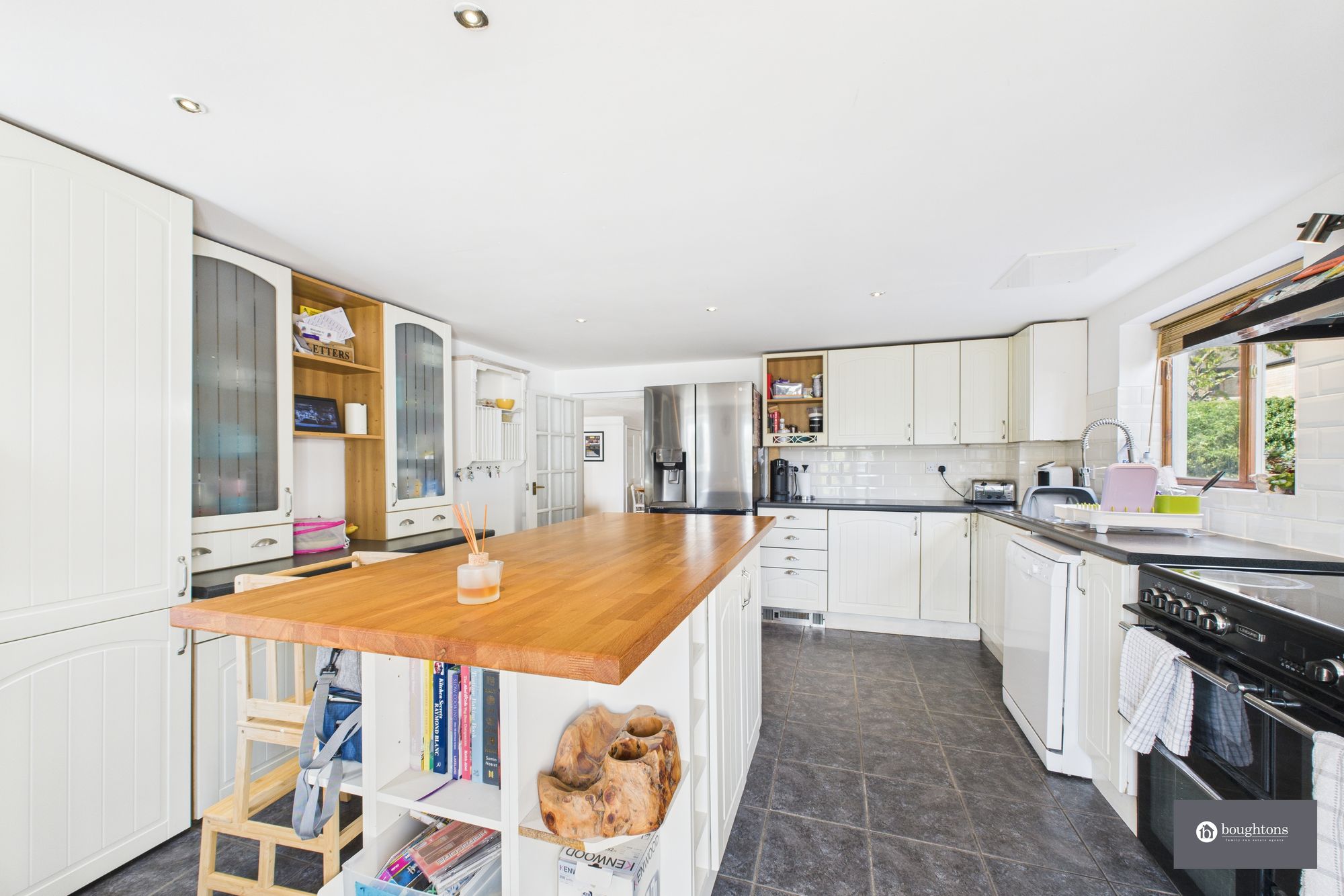 4 bed detached house for sale in Wappenham Road, Brackley  - Property Image 5