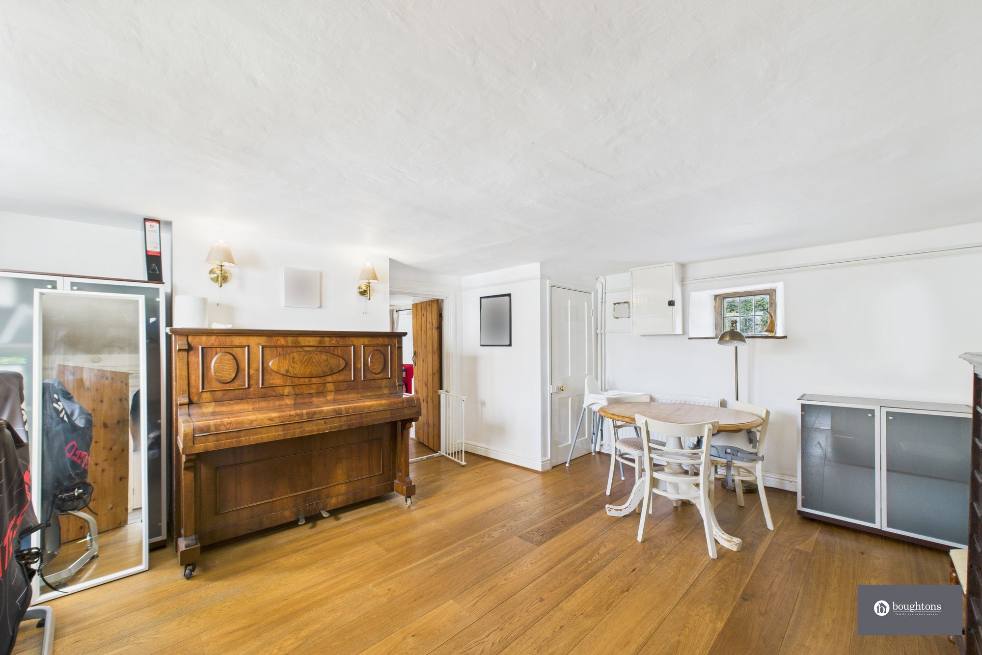 4 bed detached house for sale in Wappenham Road, Brackley  - Property Image 10