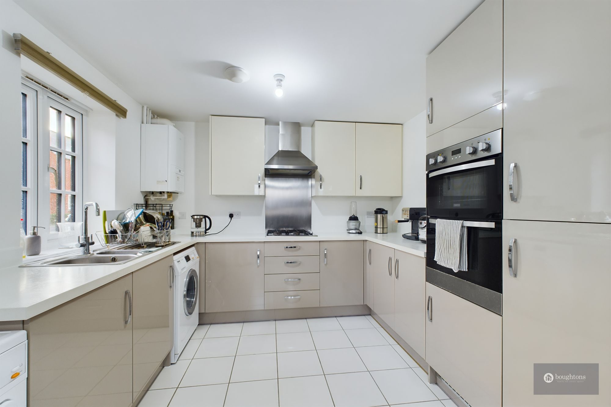 3 bed detached house for sale in Gallipoli Drive, Brackley  - Property Image 5