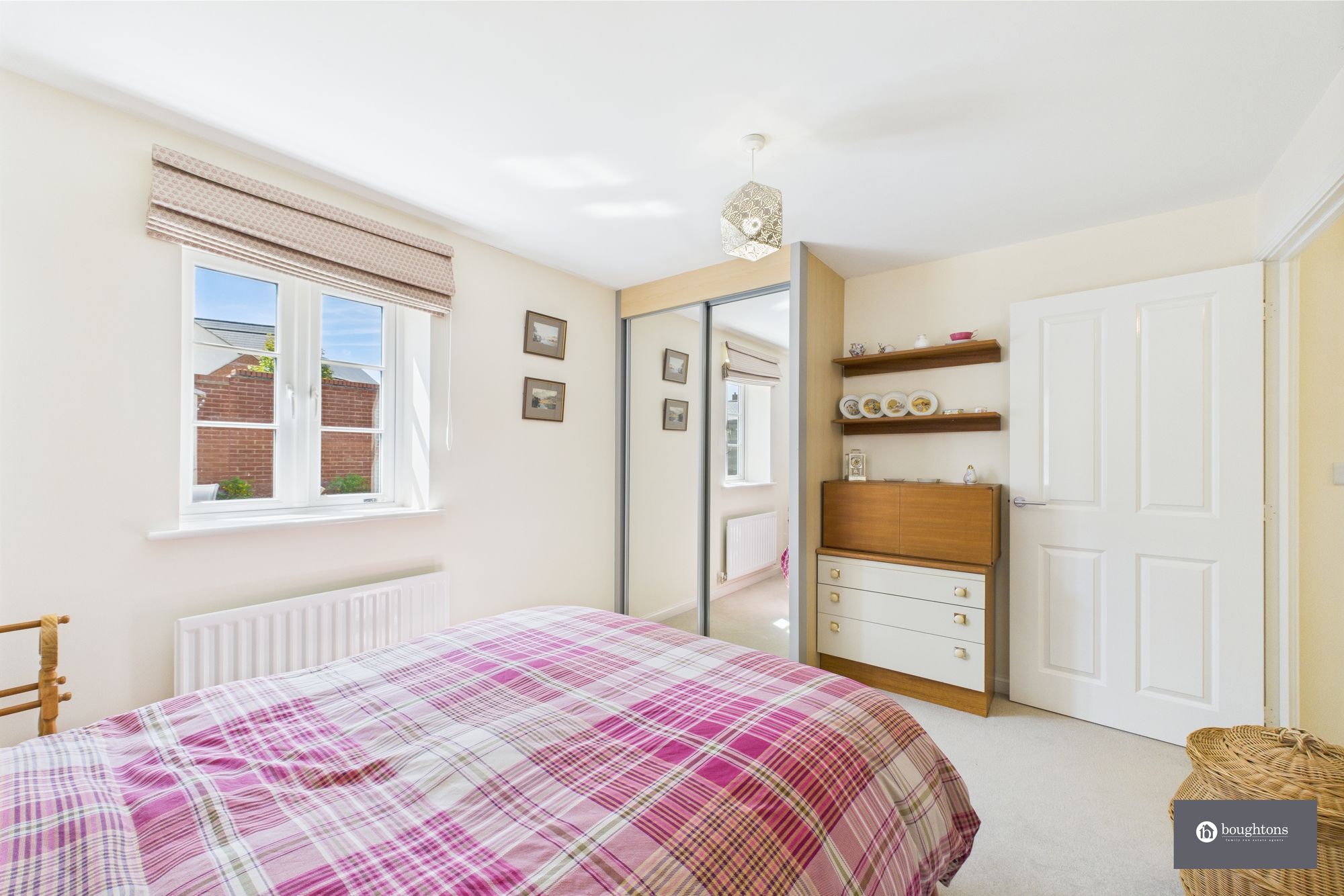 2 bed semi-detached bungalow for sale in Catch Yard Road, Towcester  - Property Image 9