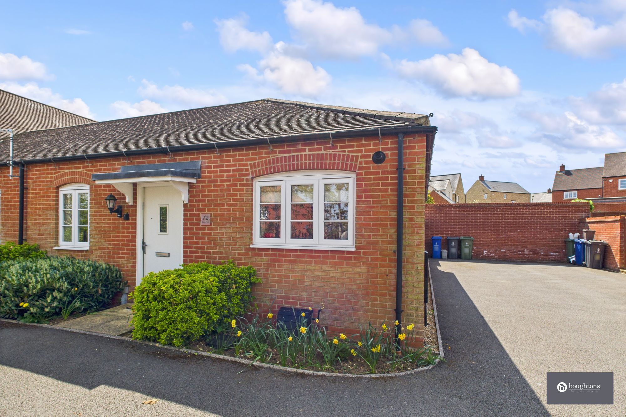 2 bed semi-detached bungalow for sale in Catch Yard Road, Towcester  - Property Image 16